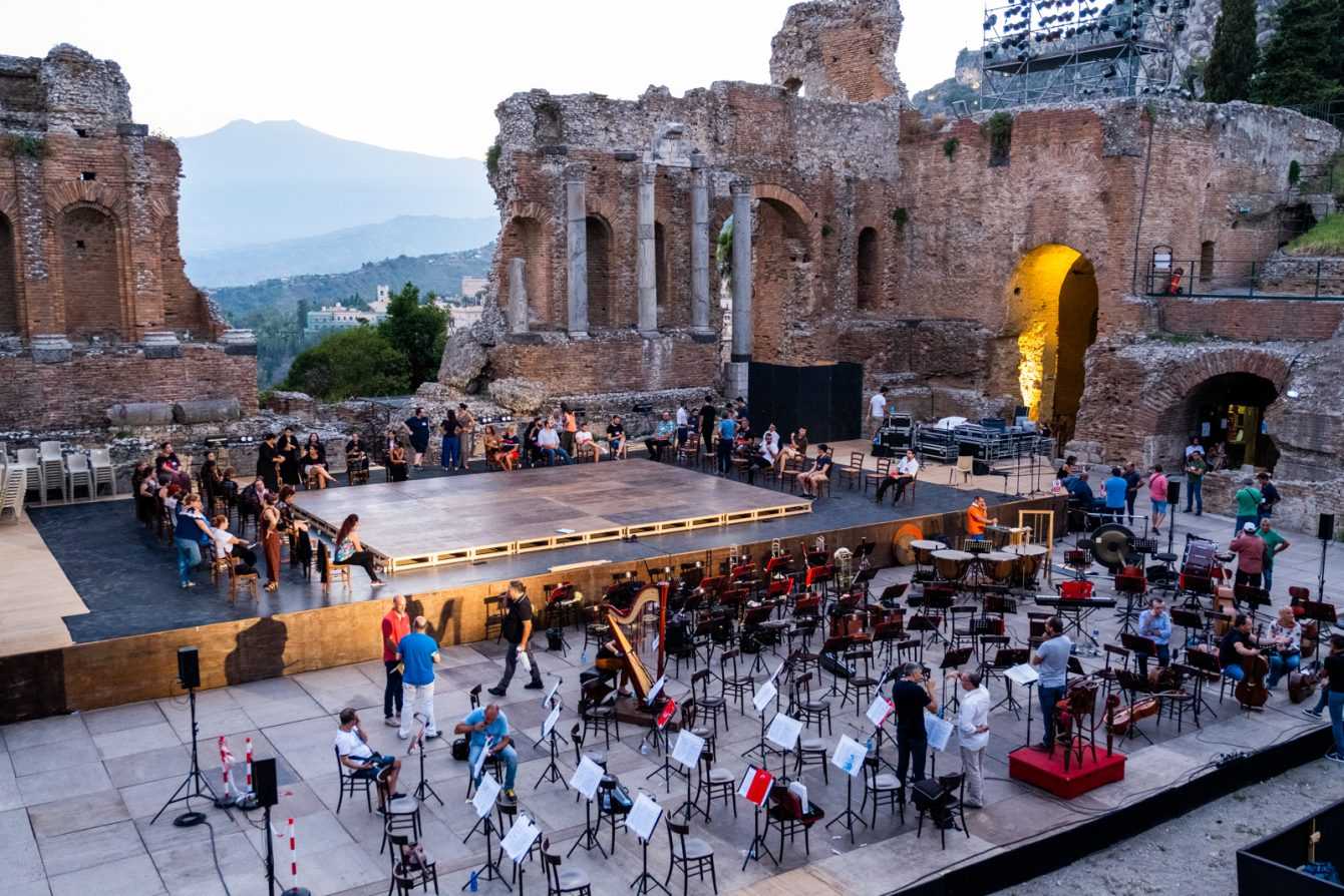 18-facts-about-taormina-film-fest