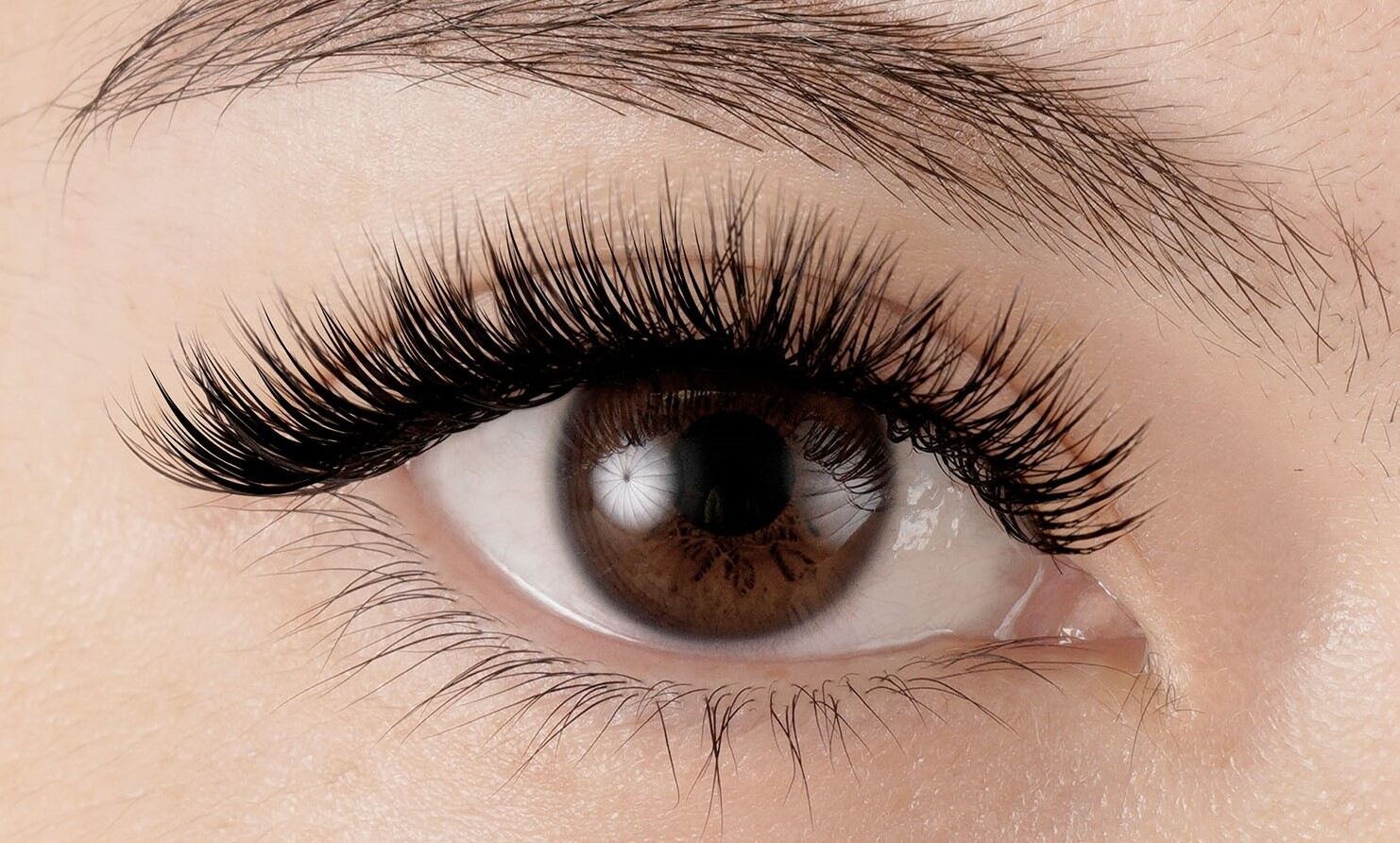 World Longest Natural Eyelashes