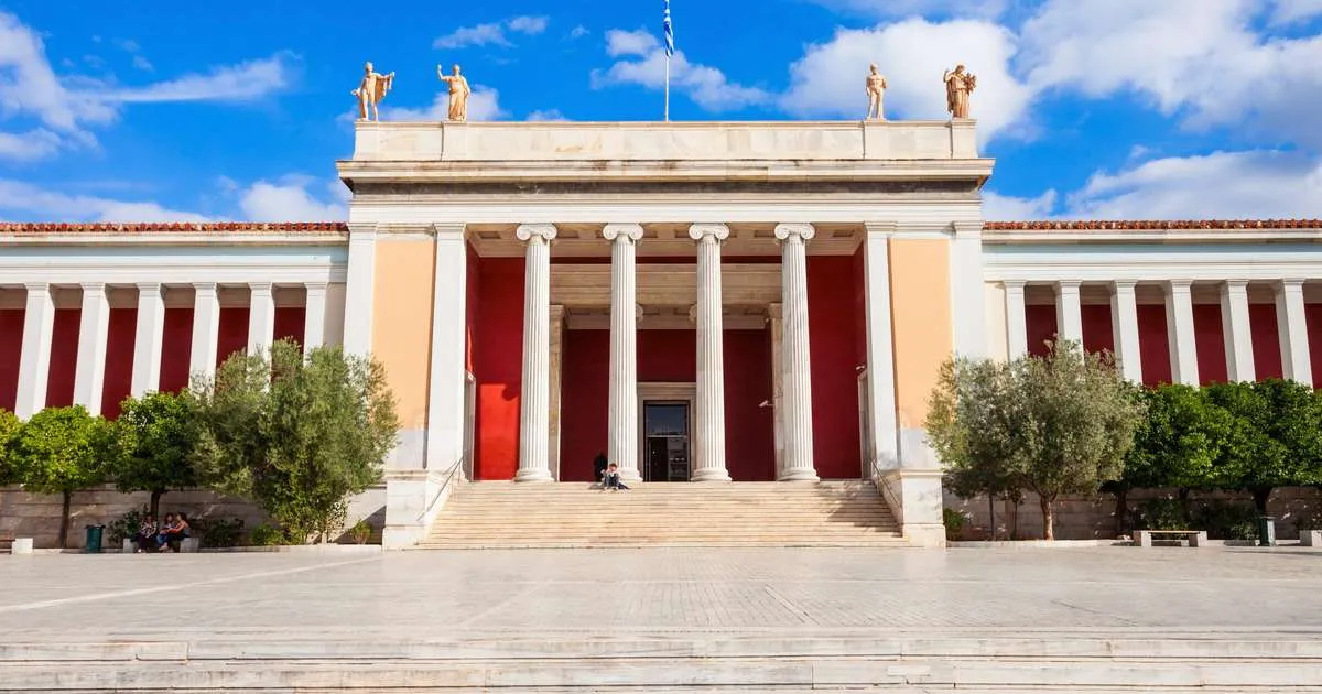 20-intriguing-facts-about-national-archaeological-museum