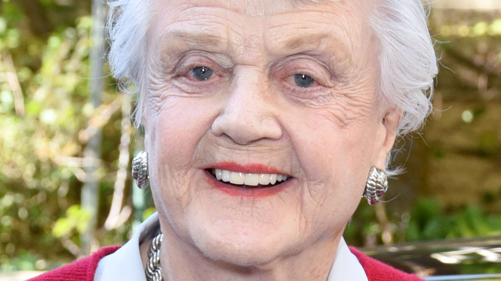 34-facts-about-angela-lansbury