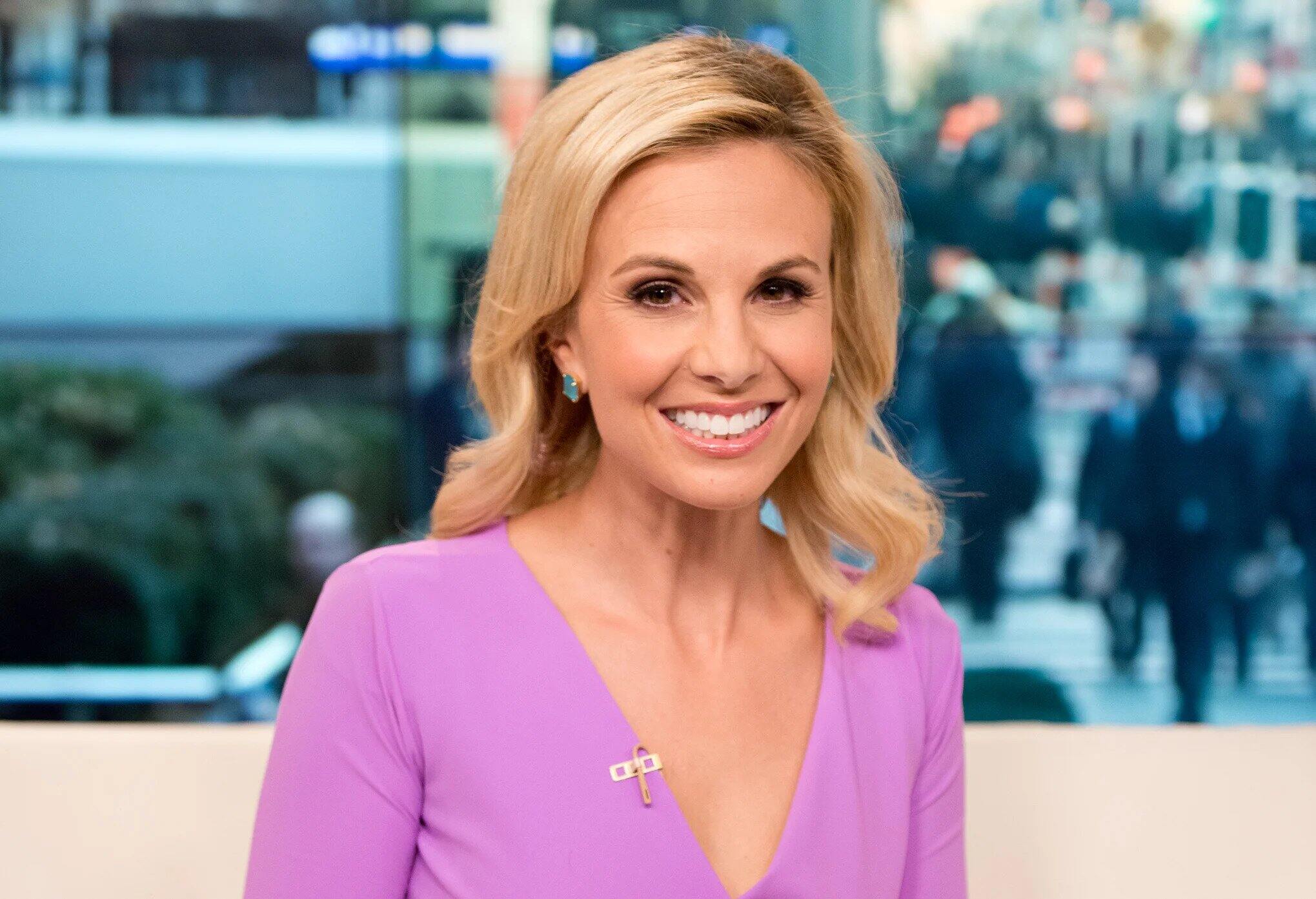 42-facts-about-elisabeth-hasselbeck