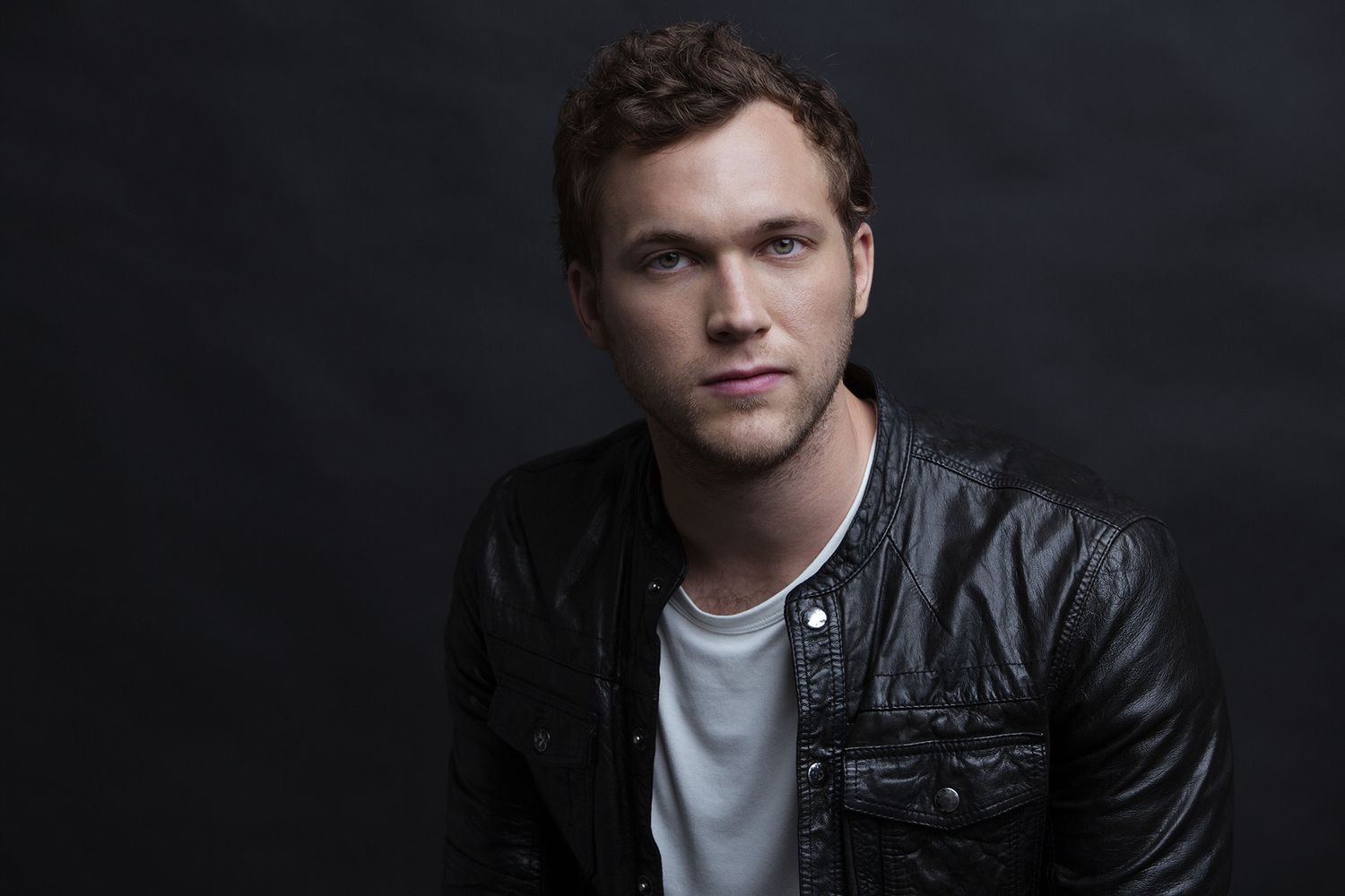 46 Facts About Phillip Phillips - Facts.net