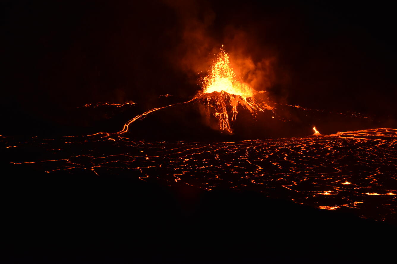8-captivating-facts-about-planetary-volcanoes