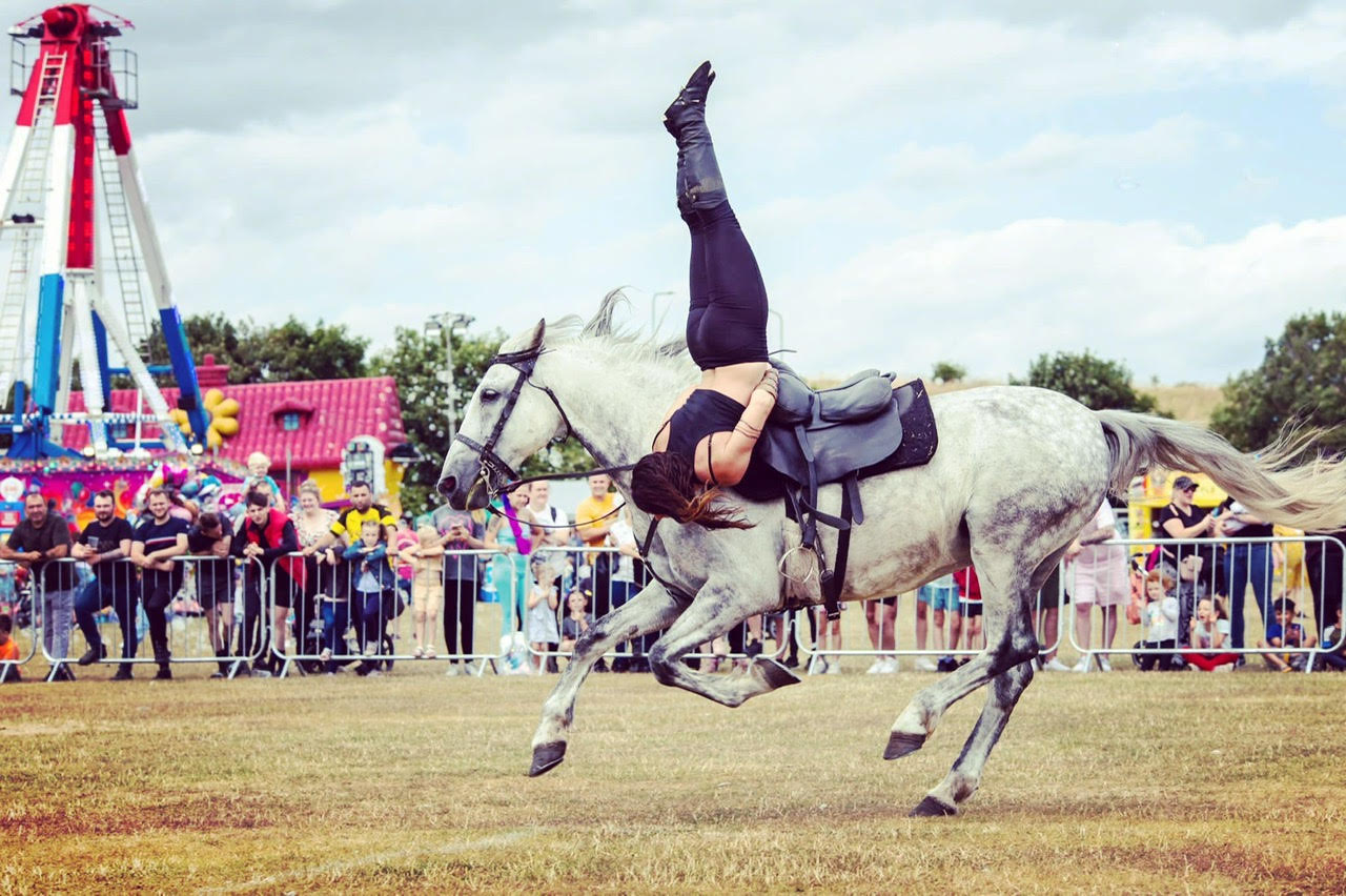 8-facts-about-uffington-white-horse-show
