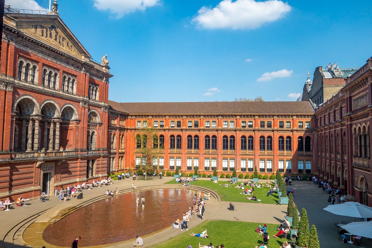 10 Interesting Facts and Figures about the Victoria and Albert Museum You  Might Not Know - Londontopia