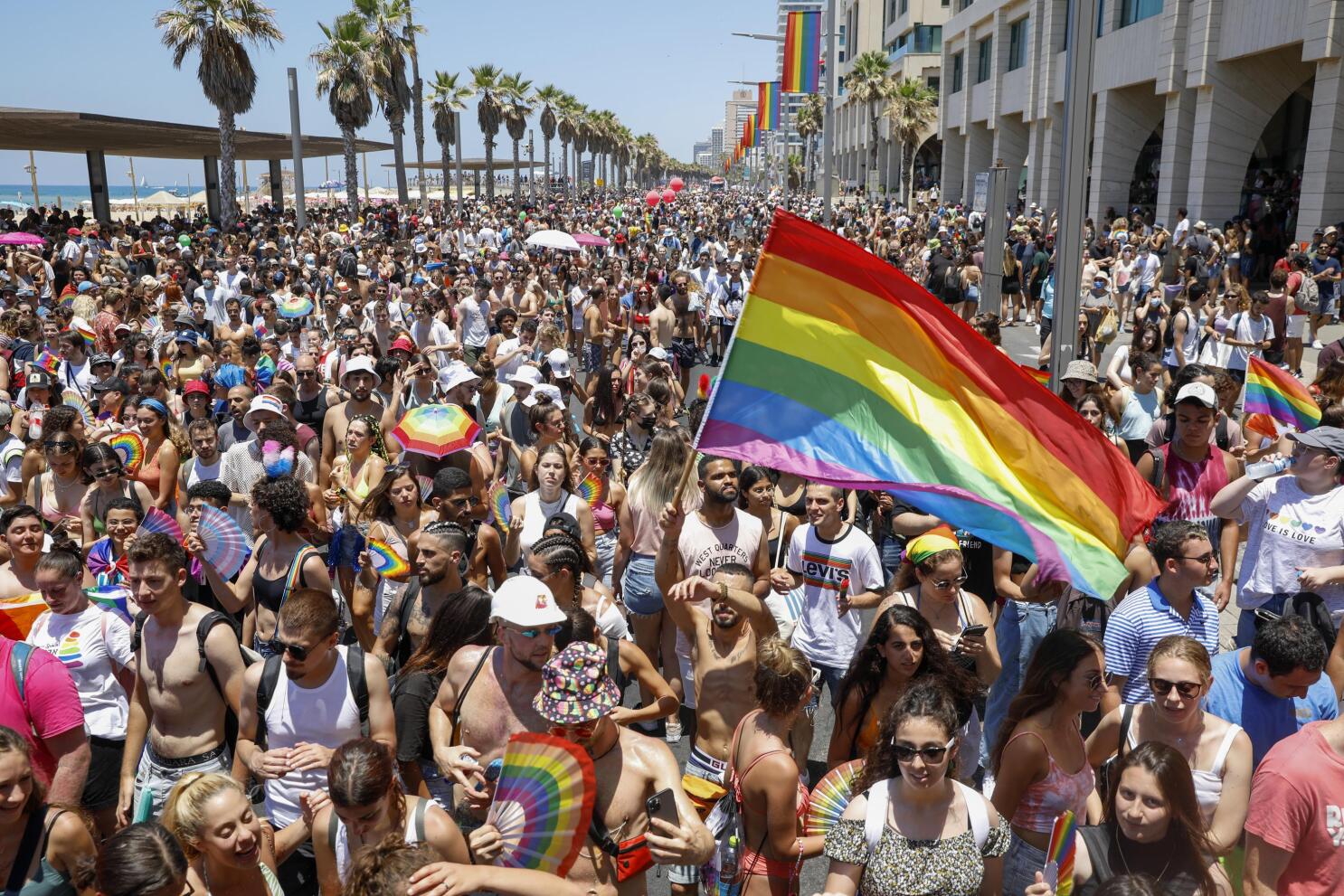 9-facts-about-tel-aviv-pride-parade