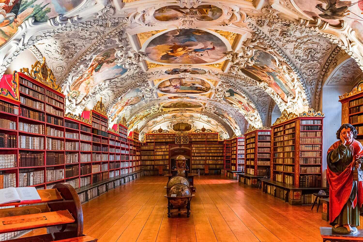 10-astonishing-facts-about-strahov-monastery-library