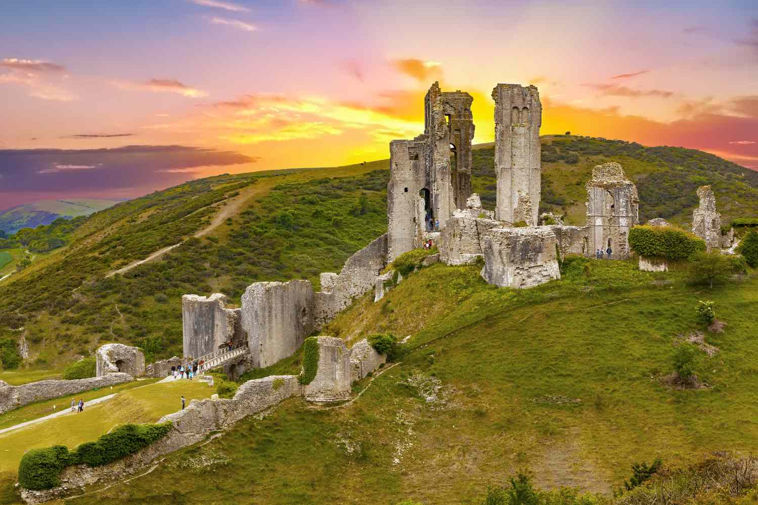 10 Enigmatic Facts About Corfe Castle - Facts.net