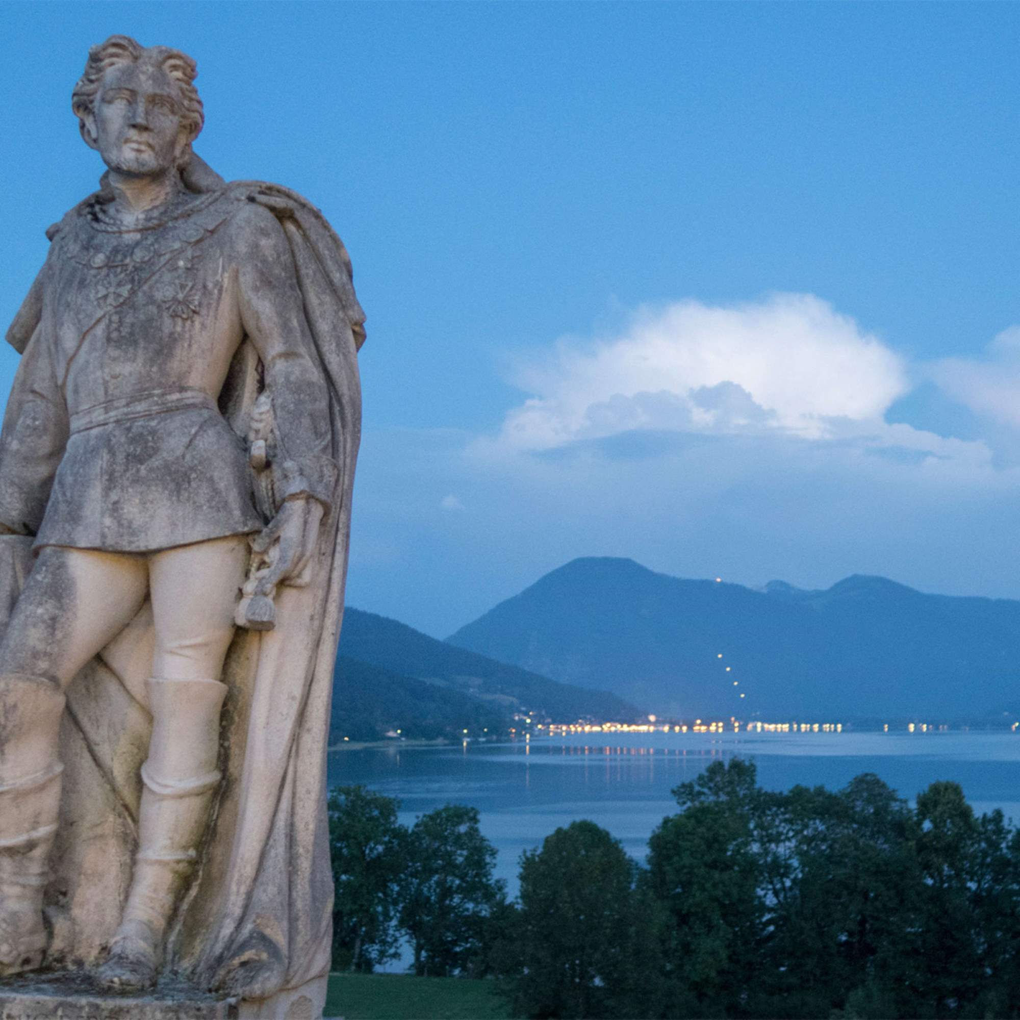 10-mind-blowing-facts-about-the-ludwig-ii-of-bavaria-statue