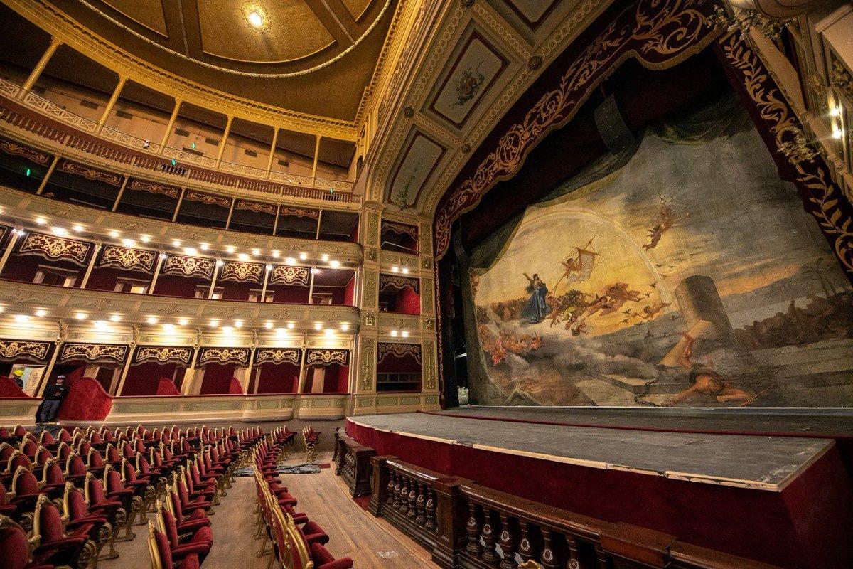 11-astonishing-facts-about-teatro-del-libertador