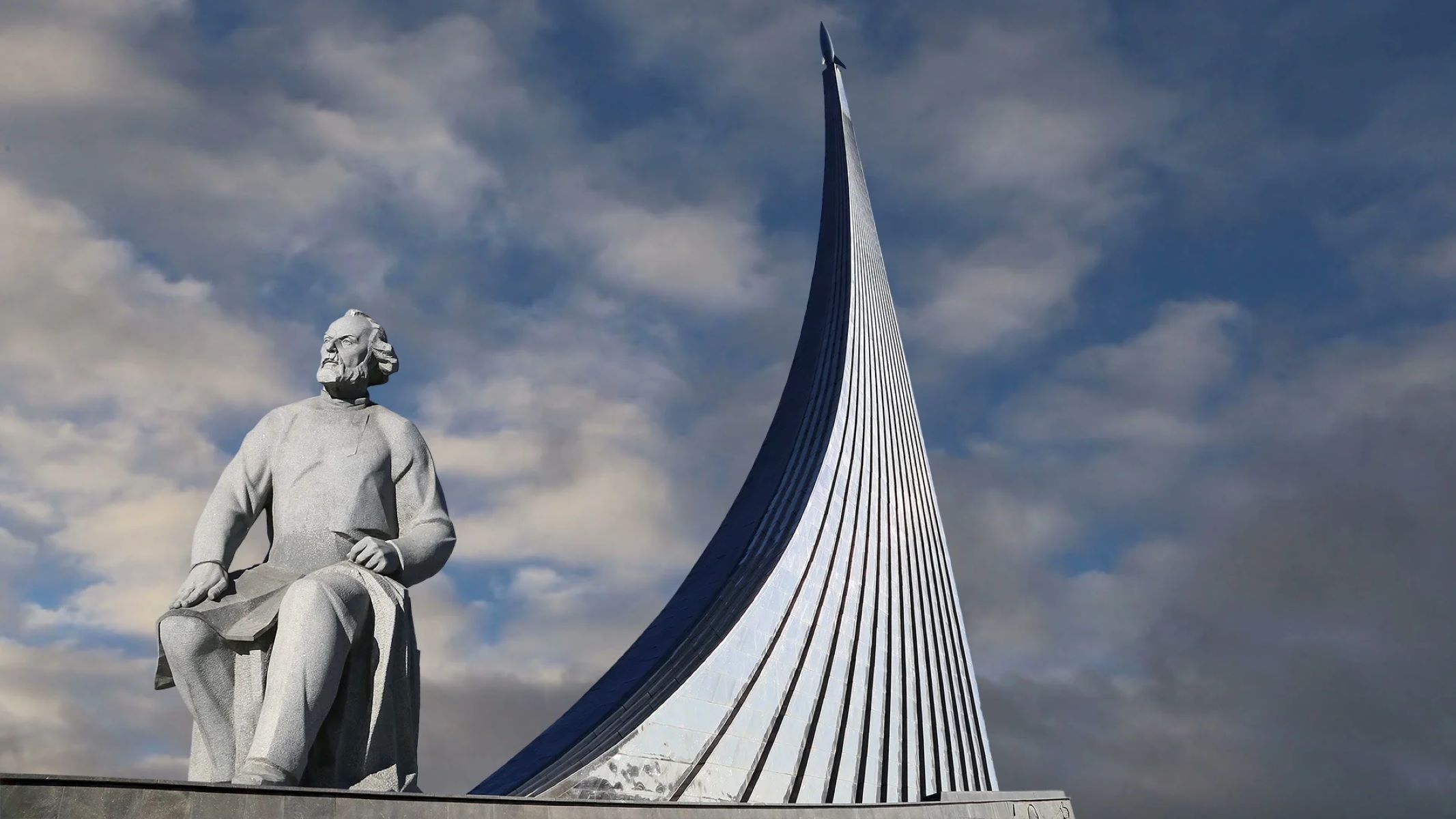 11-astonishing-facts-about-the-monument-to-the-conquerors-of-space
