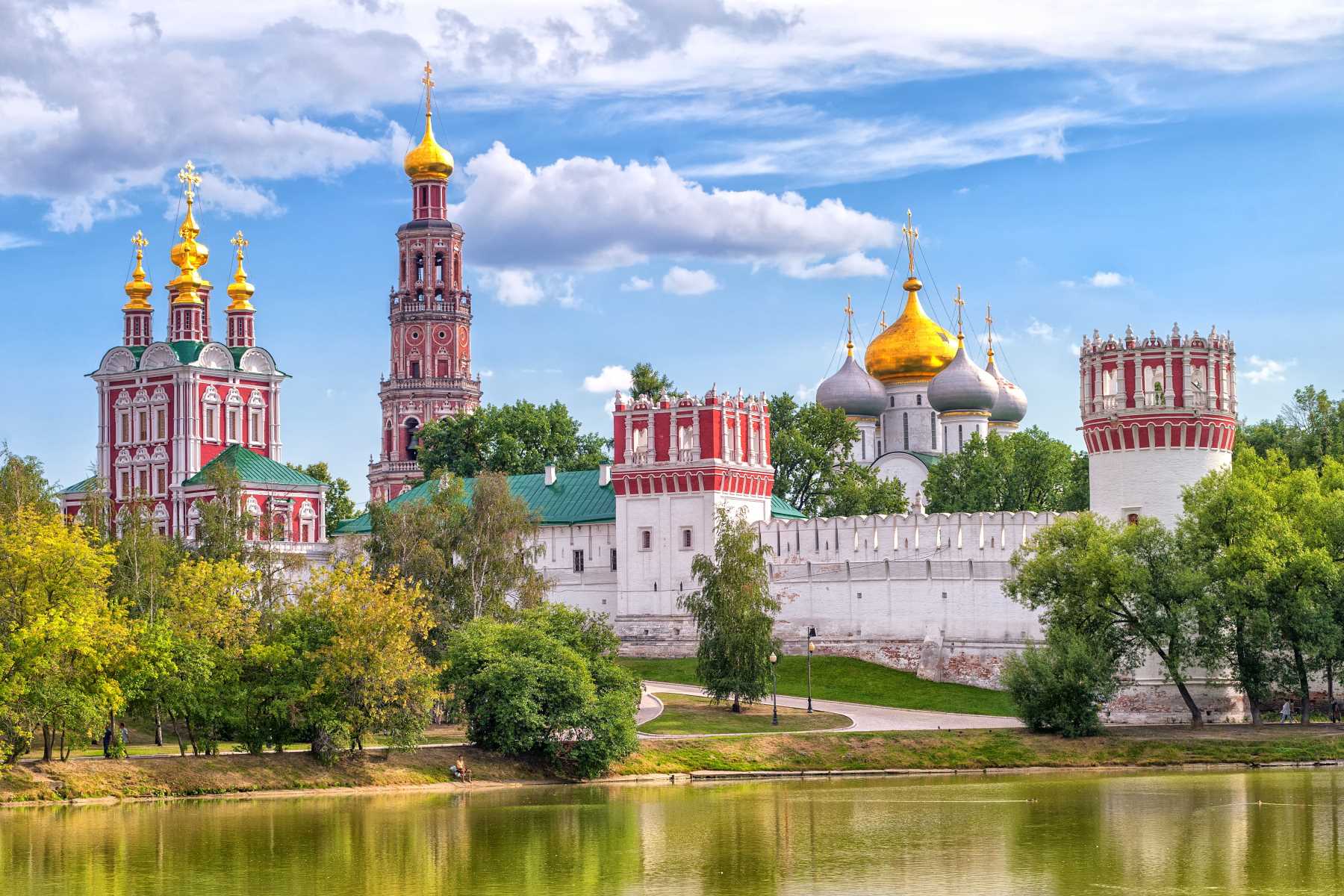 11-captivating-facts-about-novodevichy-convent