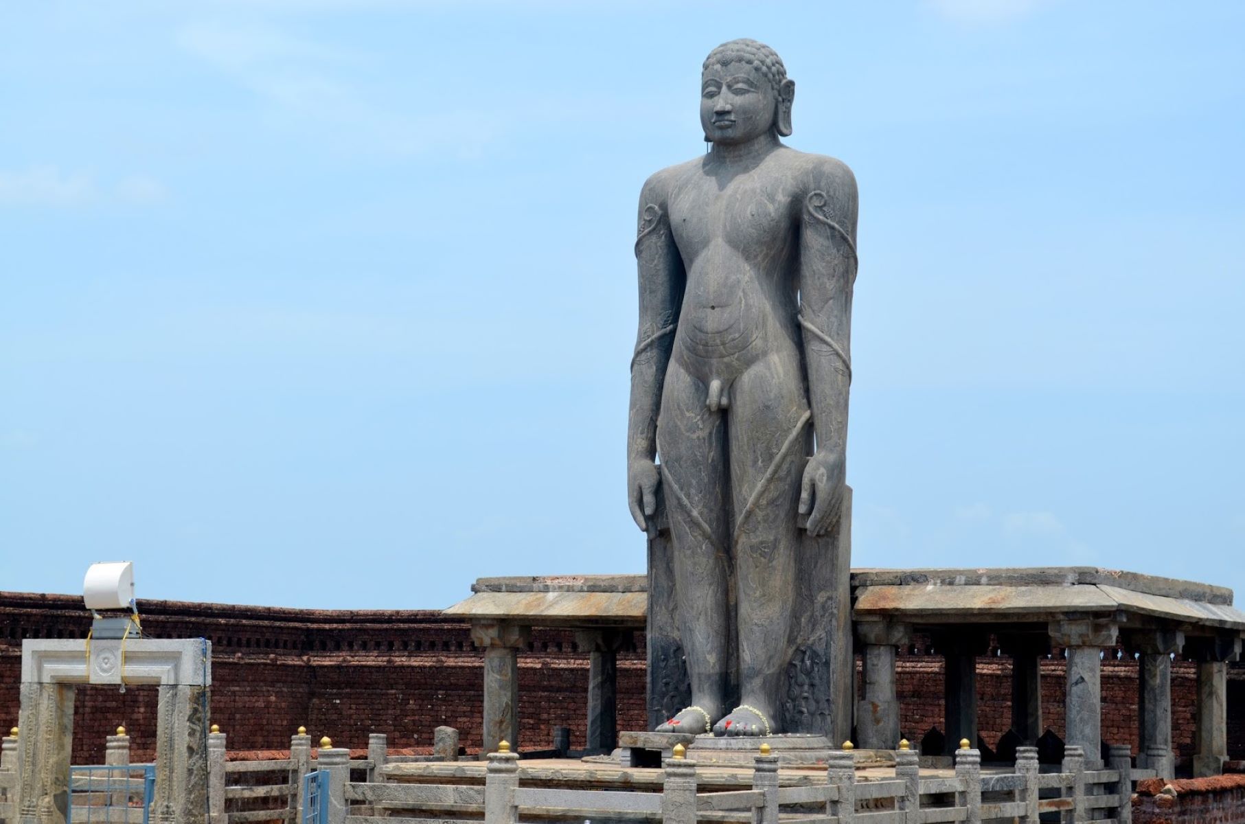 11-captivating-facts-about-the-gomateshwara-statue