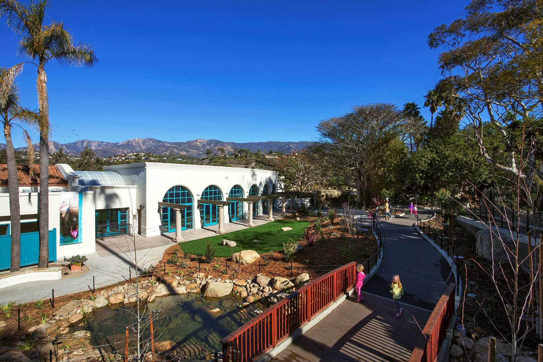 11 Extraordinary Facts About Santa Barbara Zoo