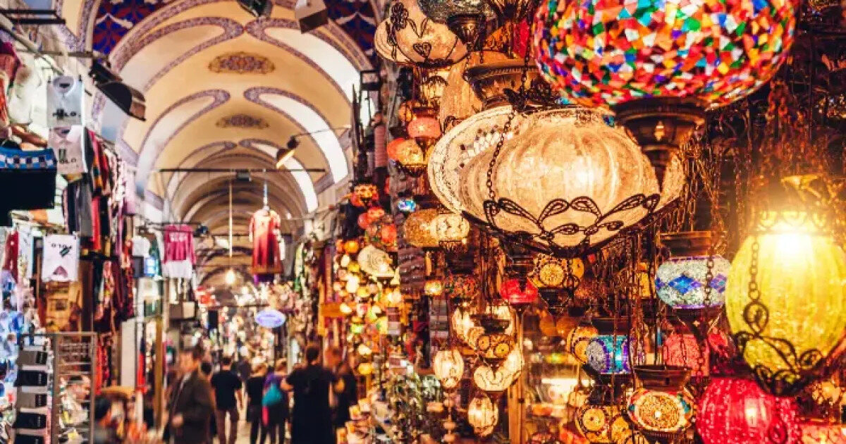 11-surprising-facts-about-ferikoy-antiques-market-istanbul