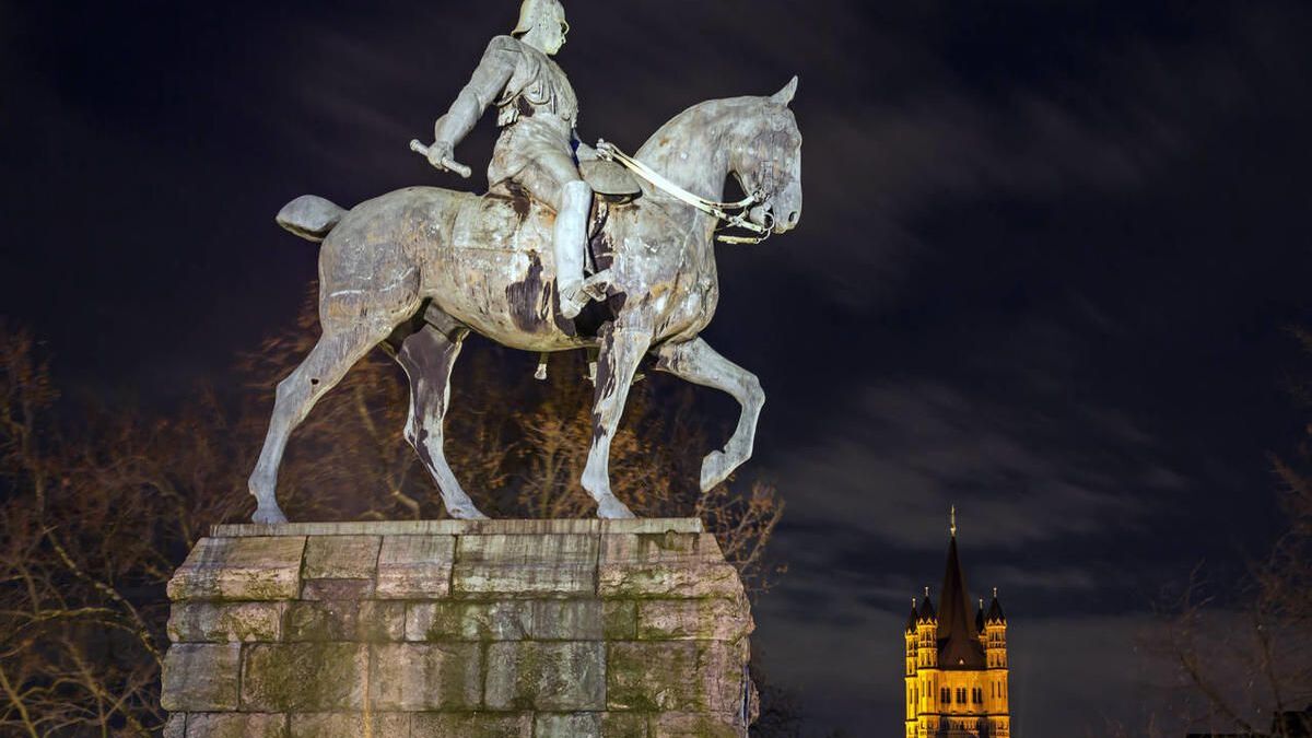 11-surprising-facts-about-the-kaiser-of-the-german-empire-statue