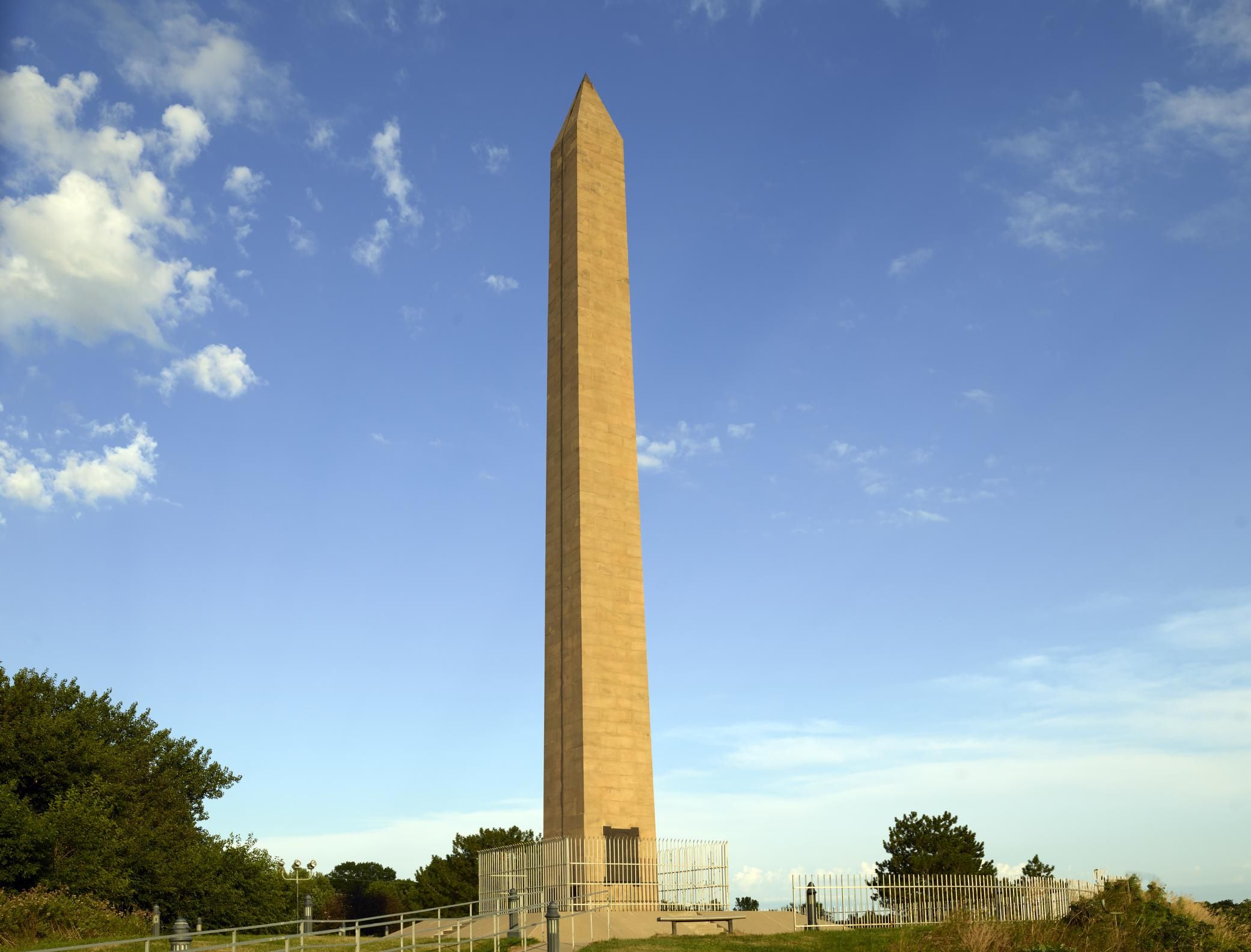 11-surprising-facts-about-the-sergeant-floyd-monument