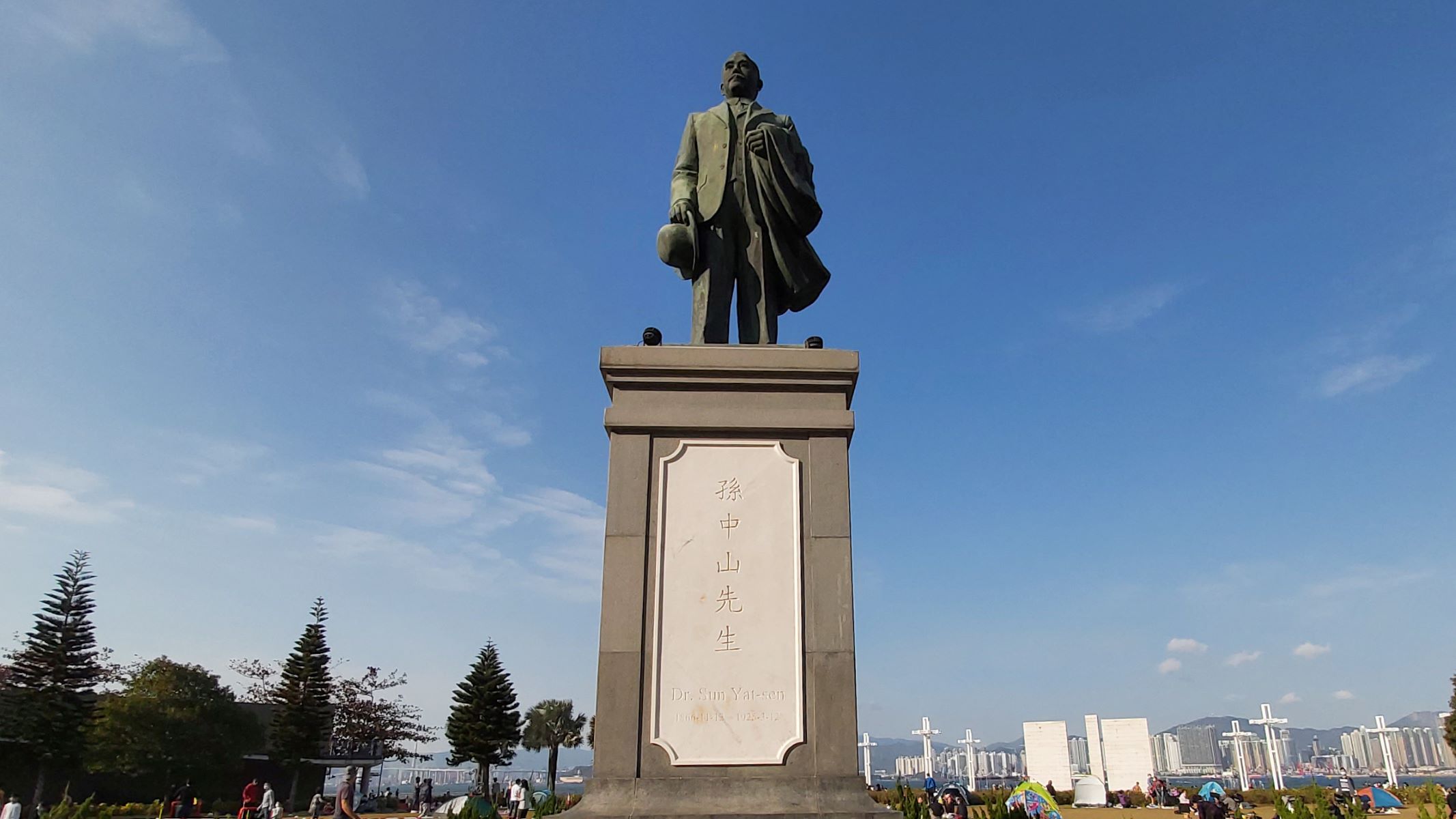 12-astonishing-facts-about-the-sun-yat-sen-statue