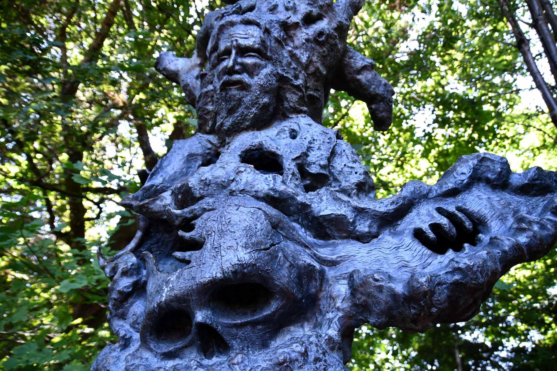 12-enigmatic-facts-about-the-jerry-garcia-statue