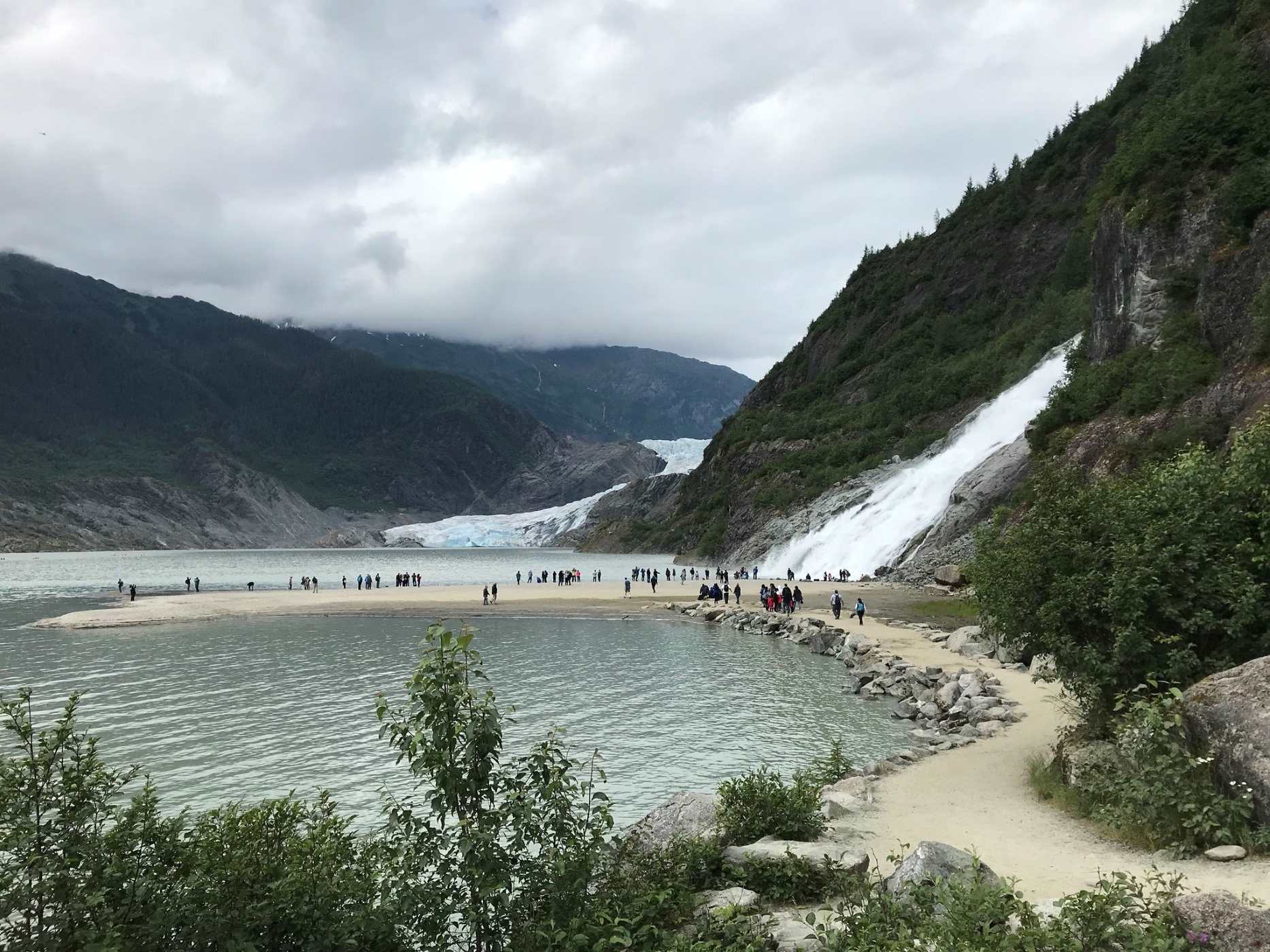 12-surprising-facts-about-mendenhall-glacier