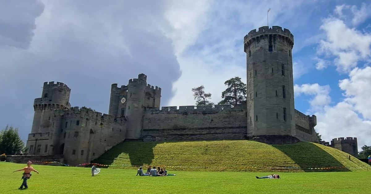 12-unbelievable-facts-about-warwick-castle