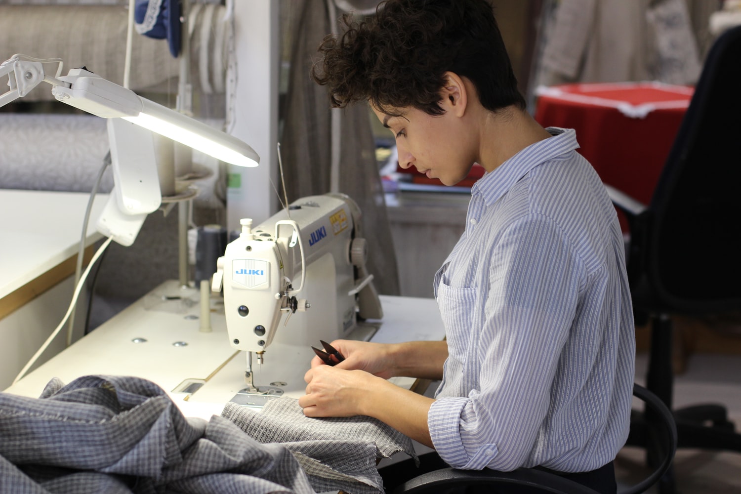 203 polyester three thick sewing thread / jeans thread hand stitching  canvas coarse cloth turmeric denim thread sewing machine p
