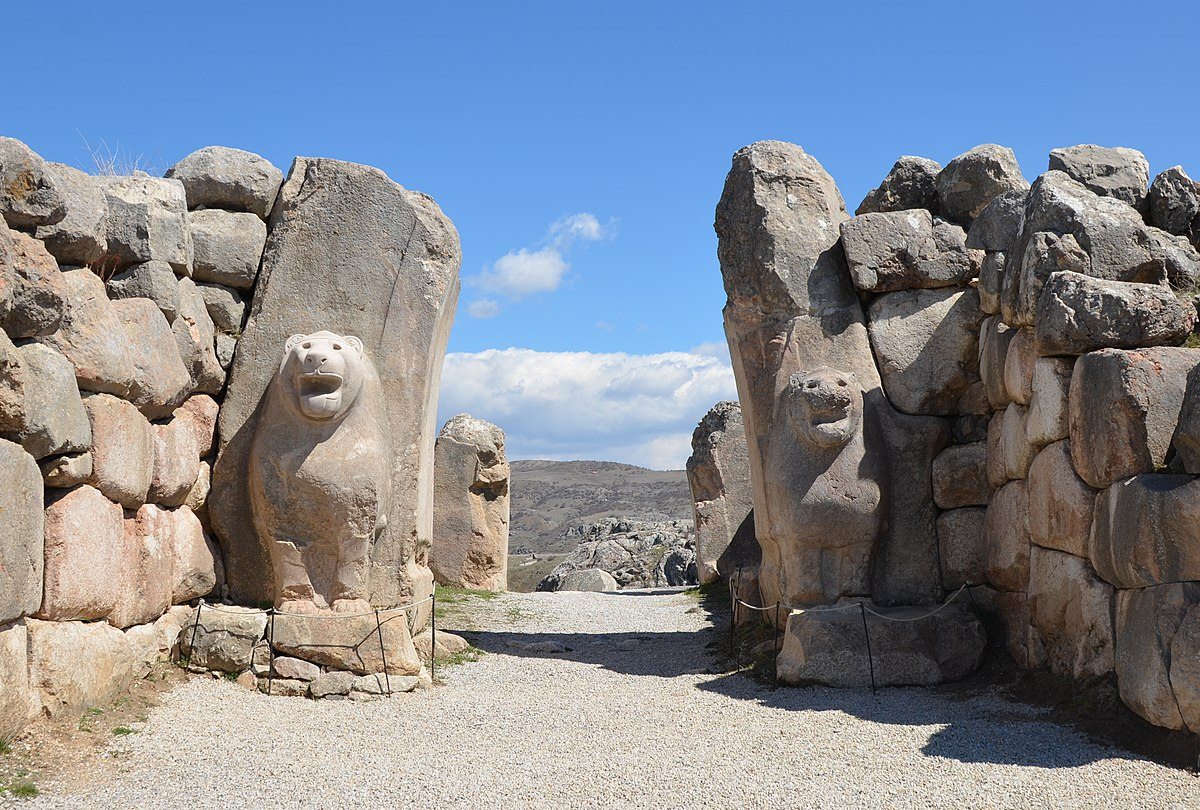 13-astounding-facts-about-hattusa-sphinx-gate