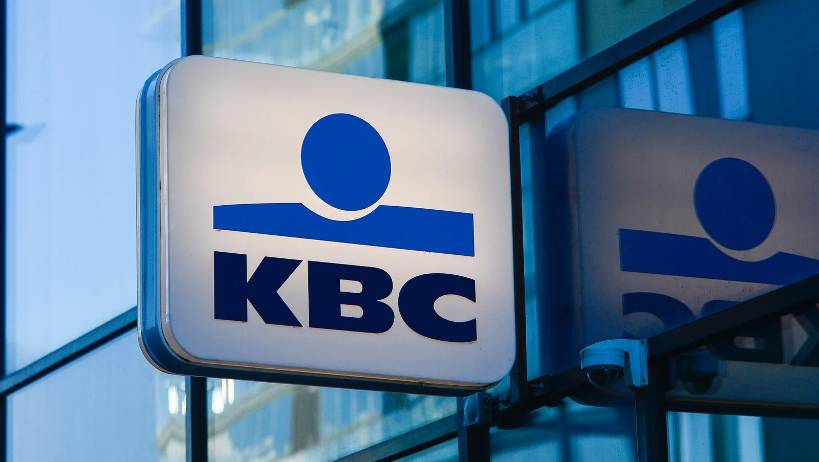 13-astounding-facts-about-kbc-bank