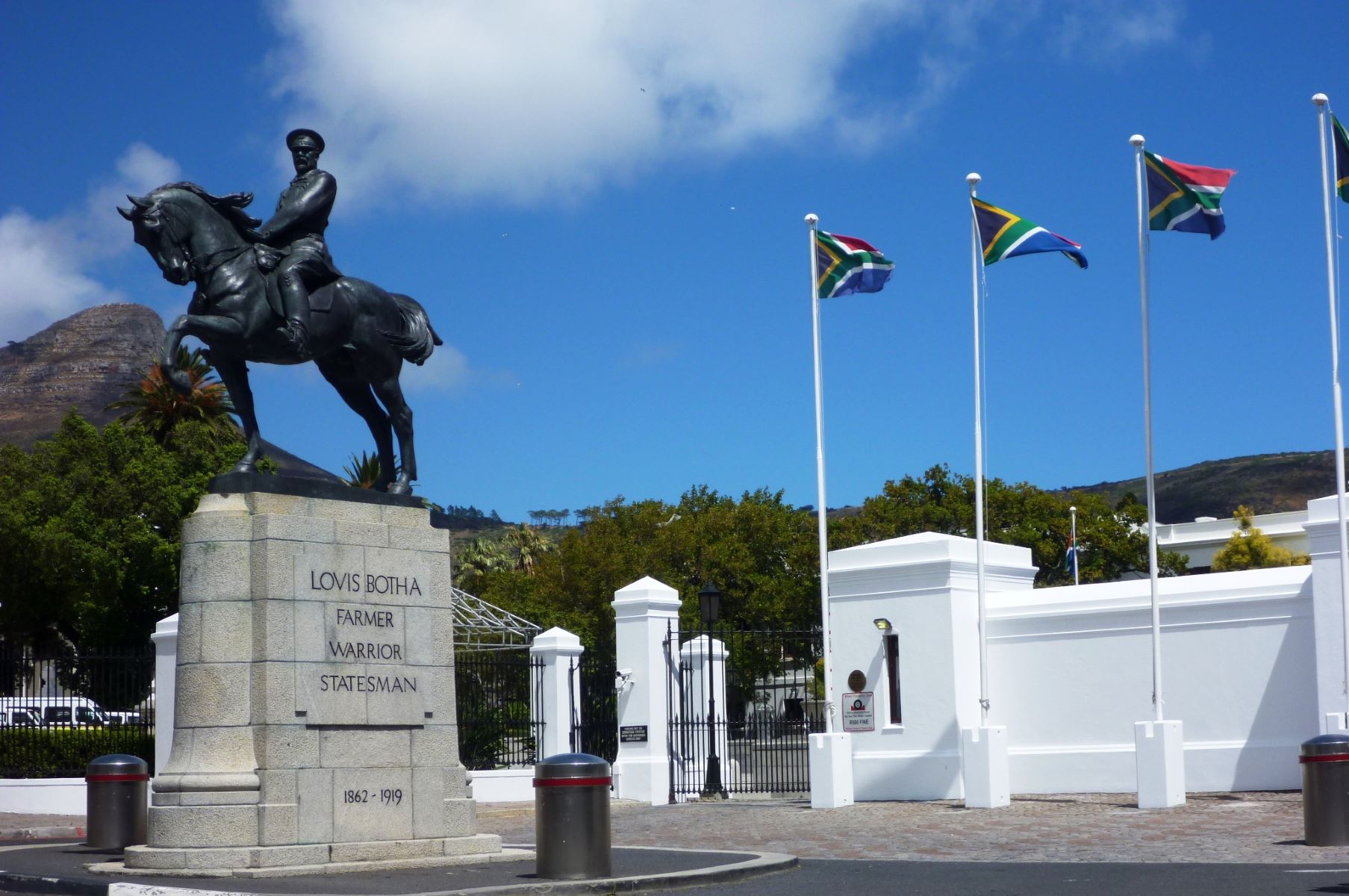 13-astounding-facts-about-the-louis-botha-statue