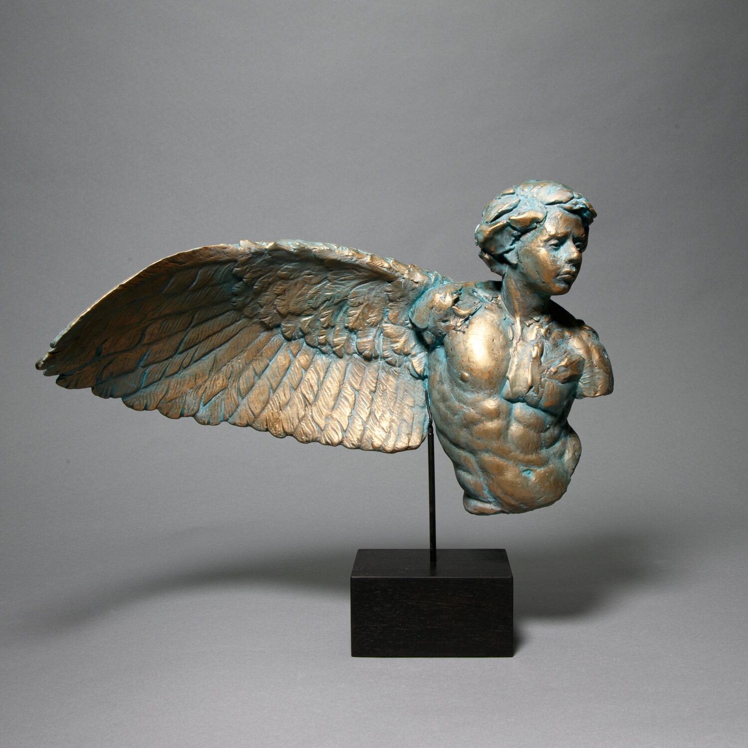 13-captivating-facts-about-the-icarus-sculpture