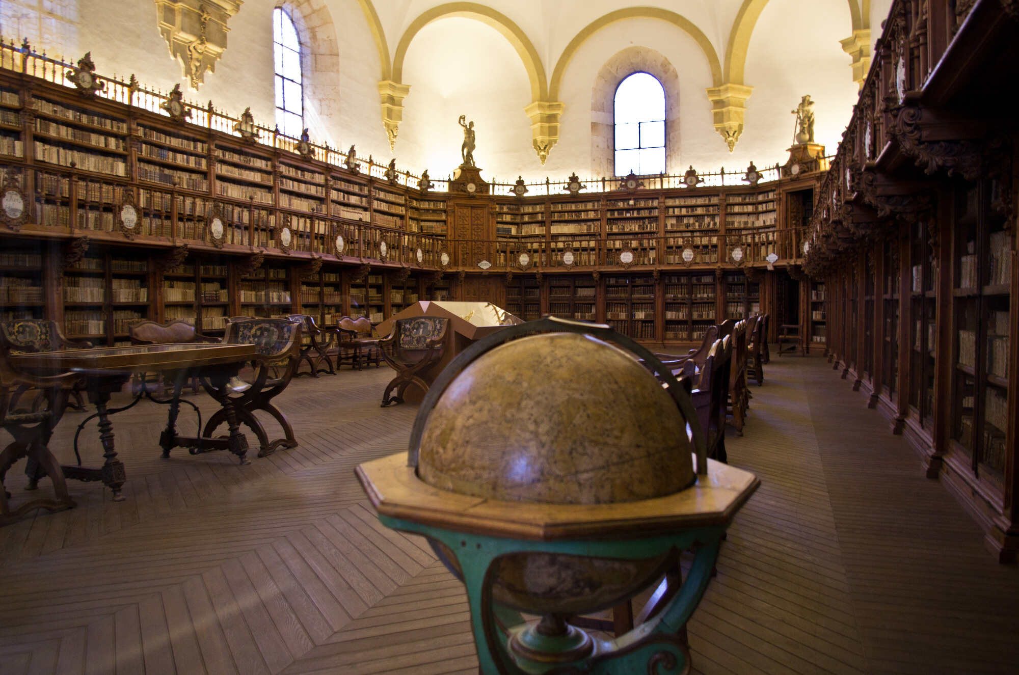 13-captivating-facts-about-university-of-salamanca-library