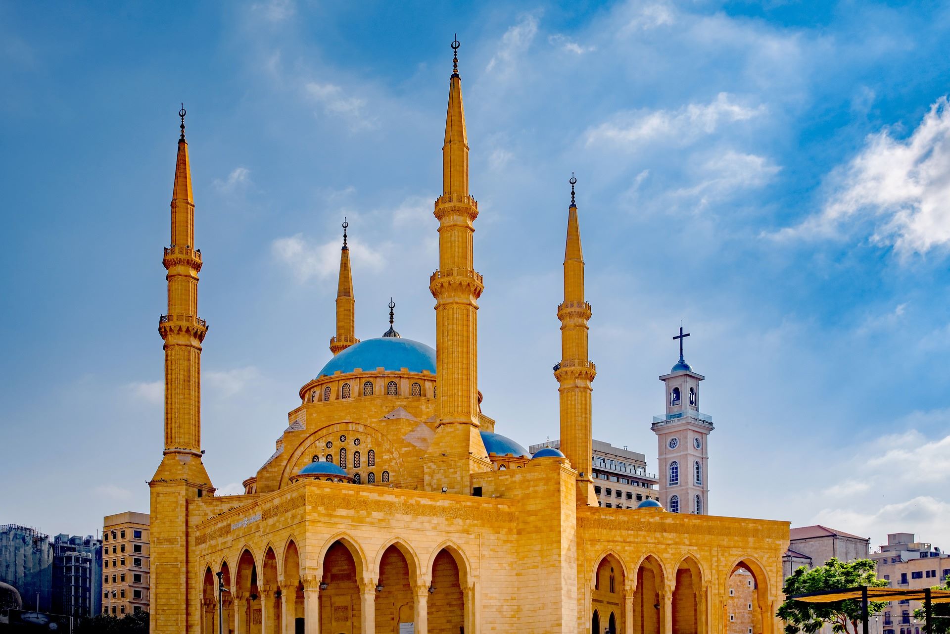 13-extraordinary-facts-about-mohammad-al-amin-mosque