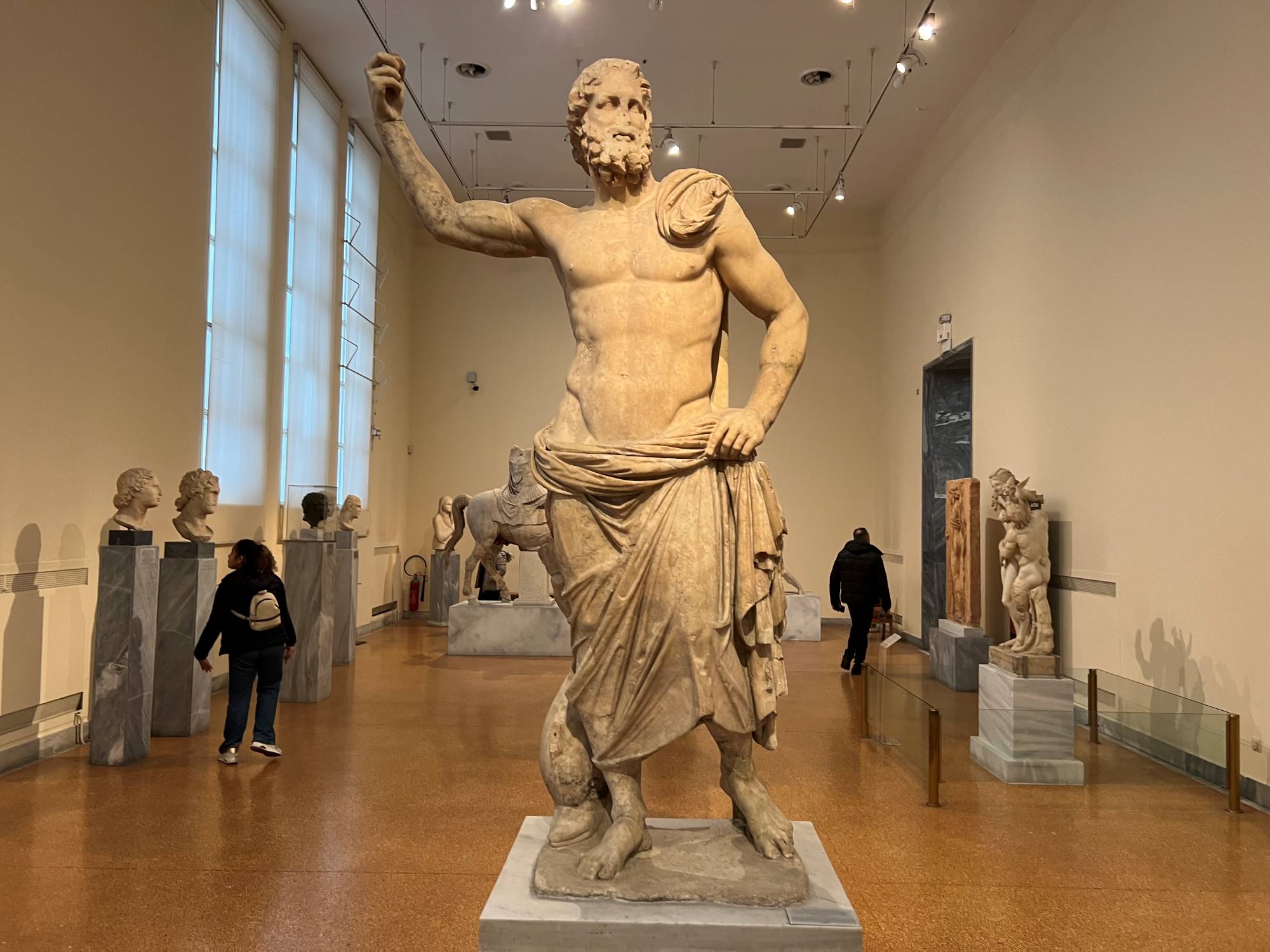 13-fascinating-facts-about-the-poseidon-statue