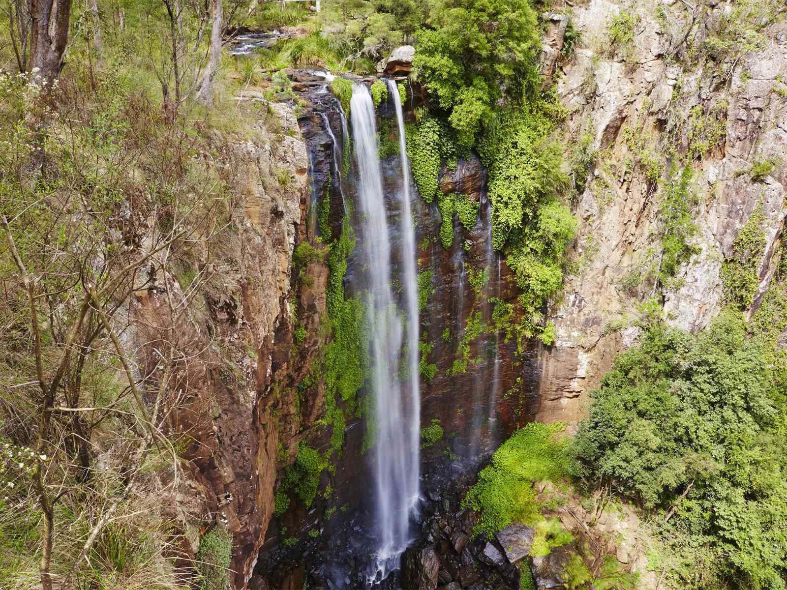 12 Mind-blowing Facts About Multnomah Falls 