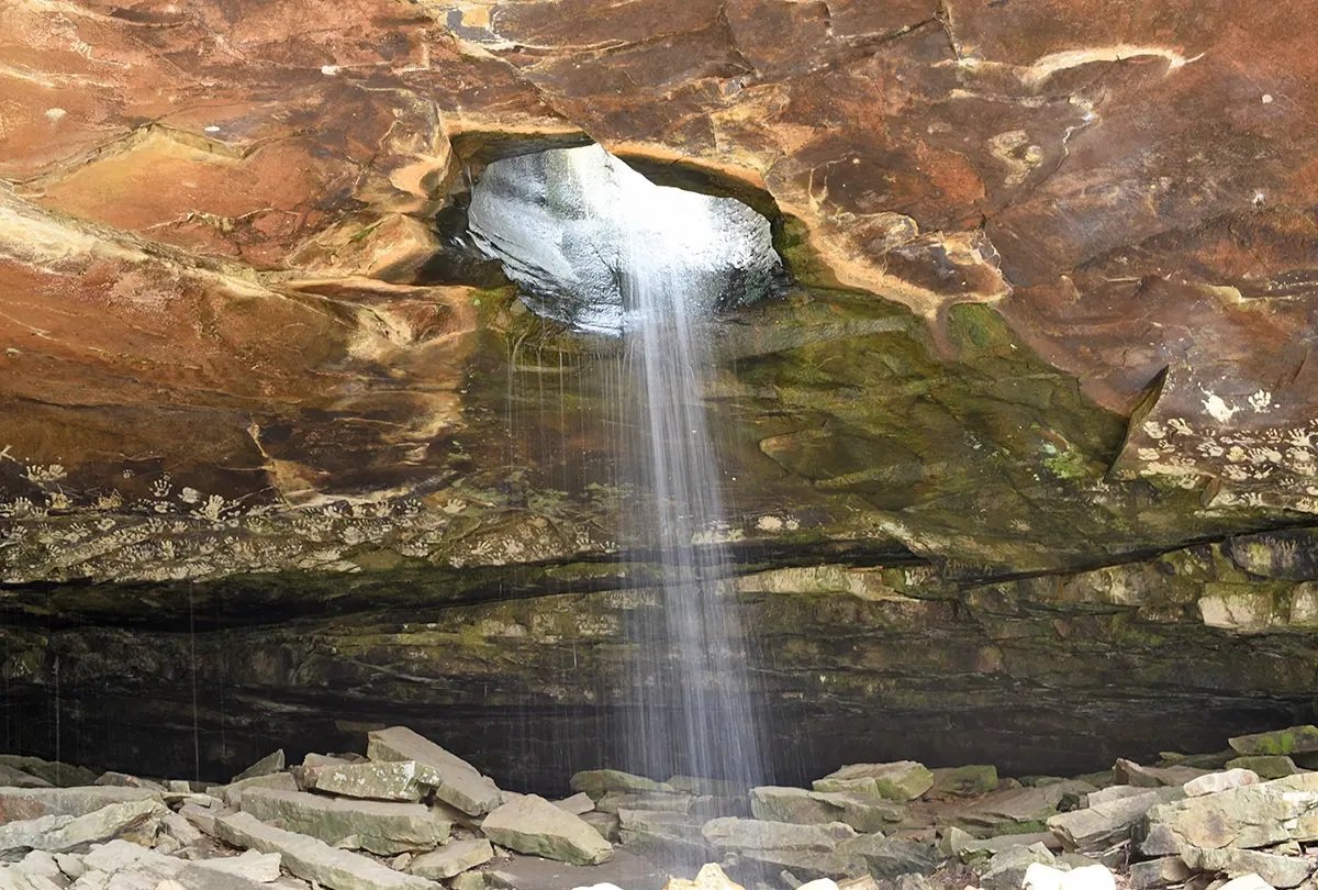 14-astonishing-facts-about-glory-hole-waterfall