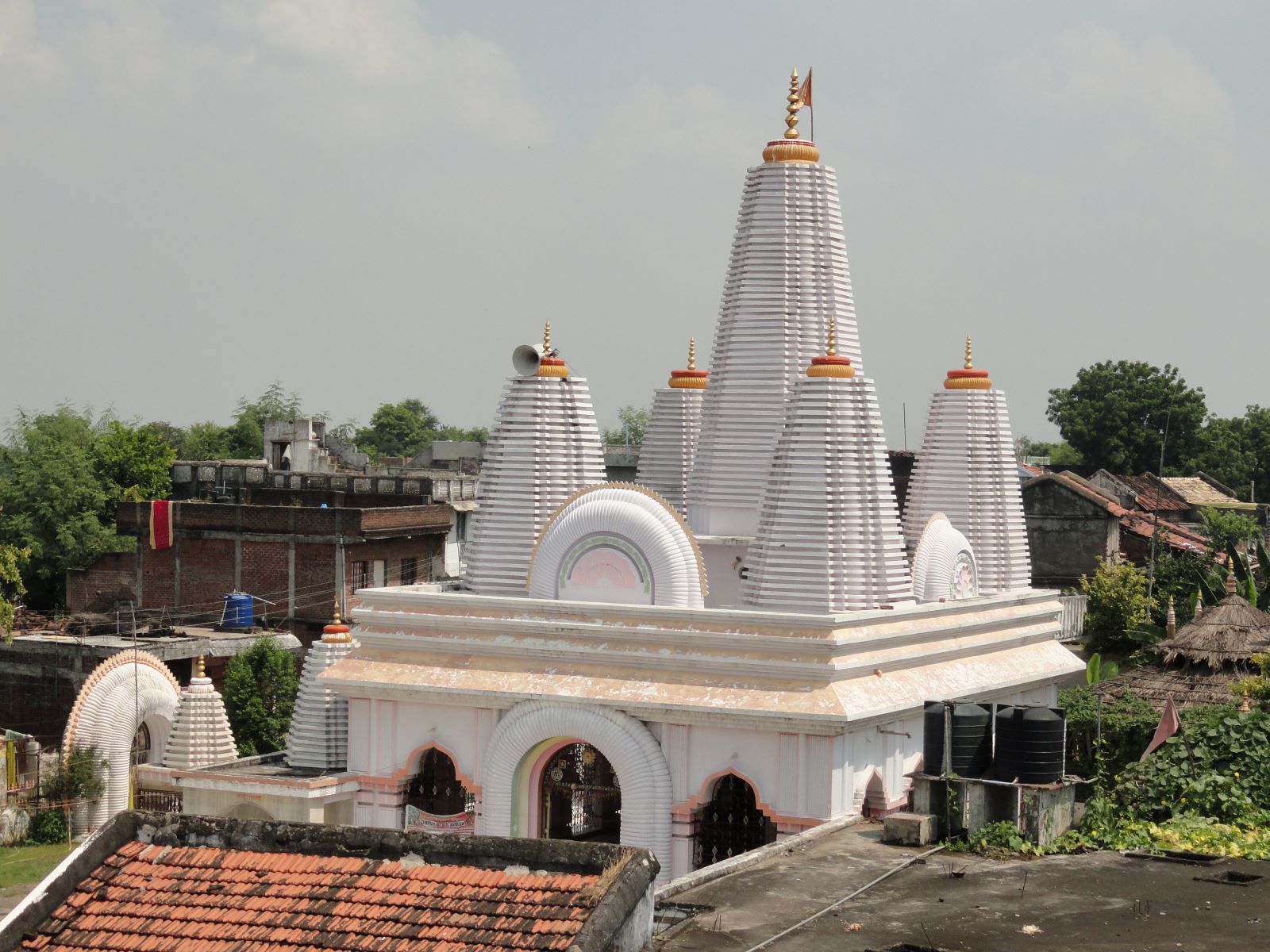 14-astonishing-facts-about-yogmaya-temple