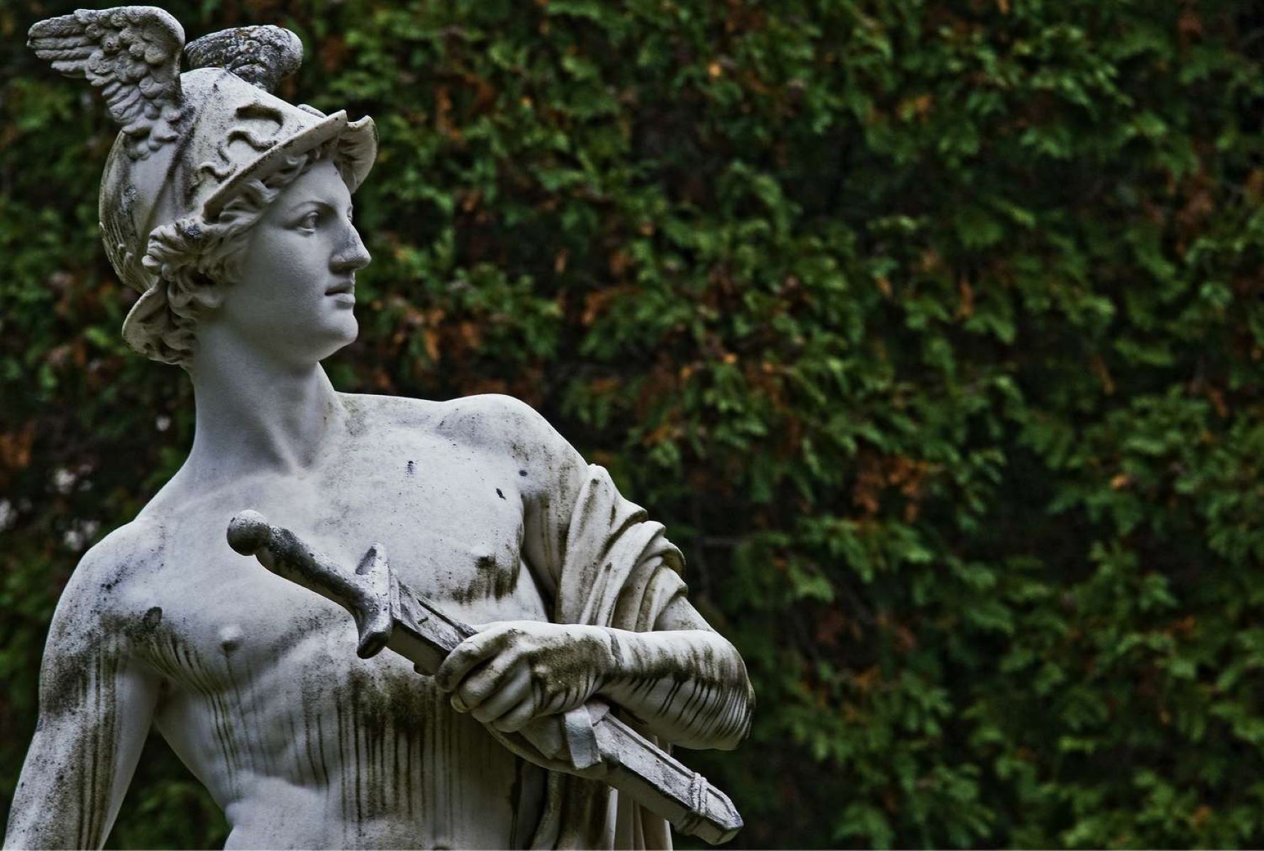 14-extraordinary-facts-about-the-hermes-statue