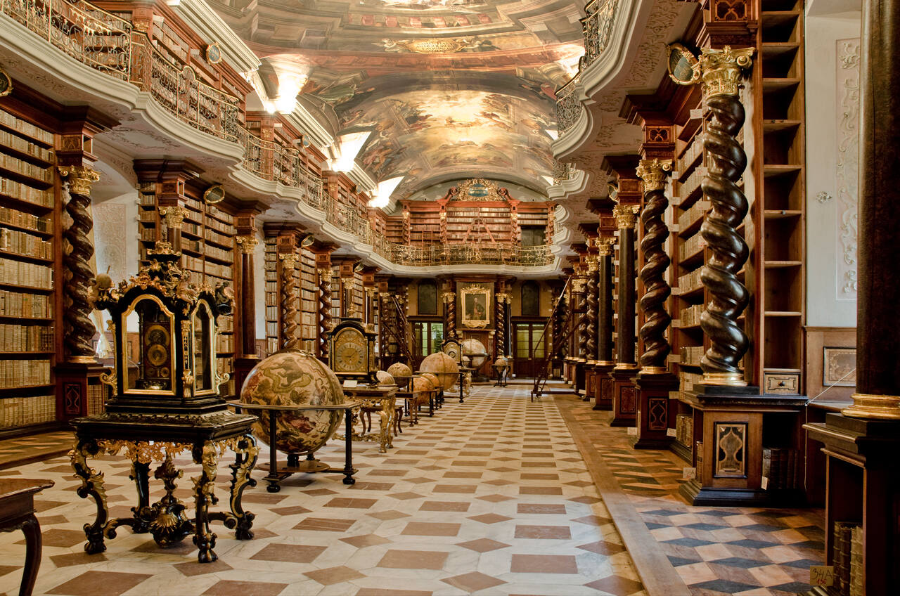 14-mind-blowing-facts-about-klementinum-library