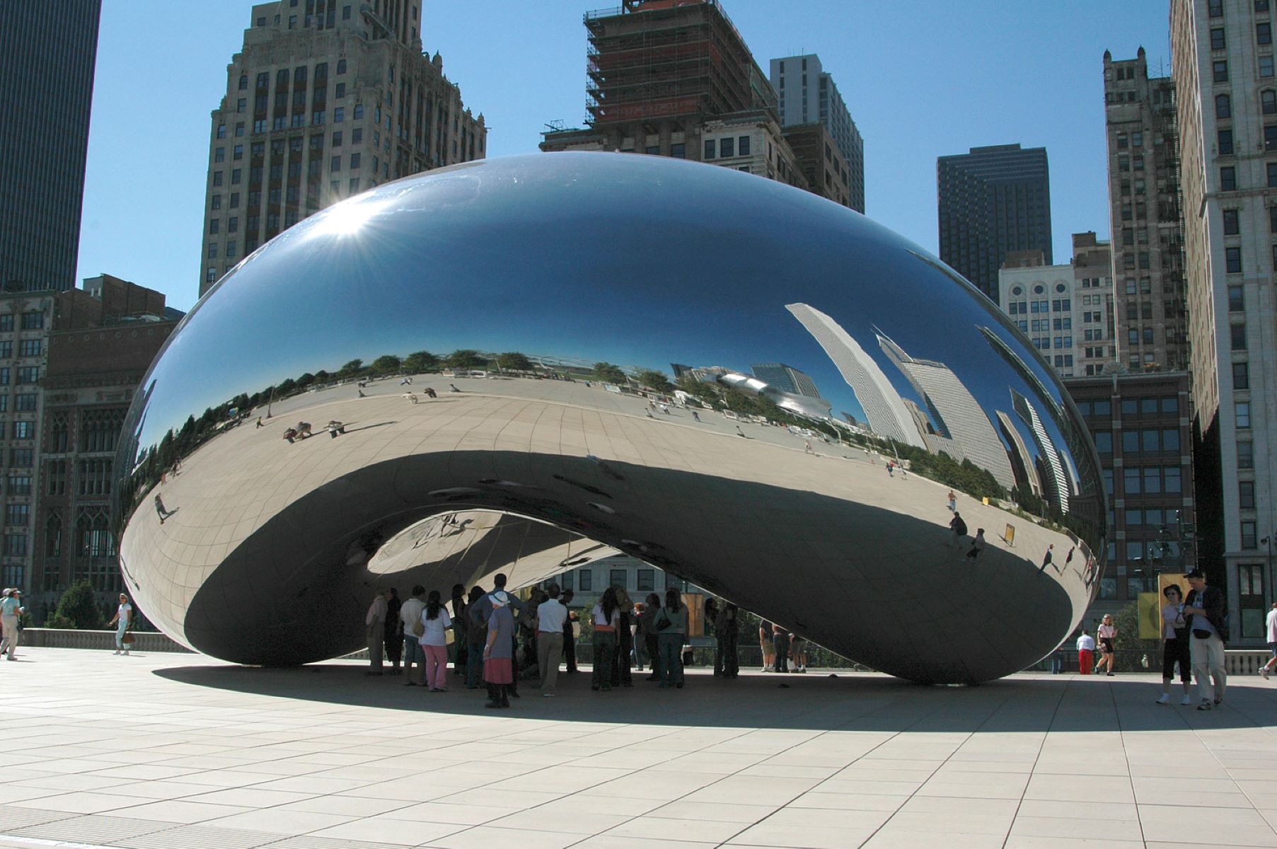 14-mind-blowing-facts-about-the-anish-kapoor-cloud-gate