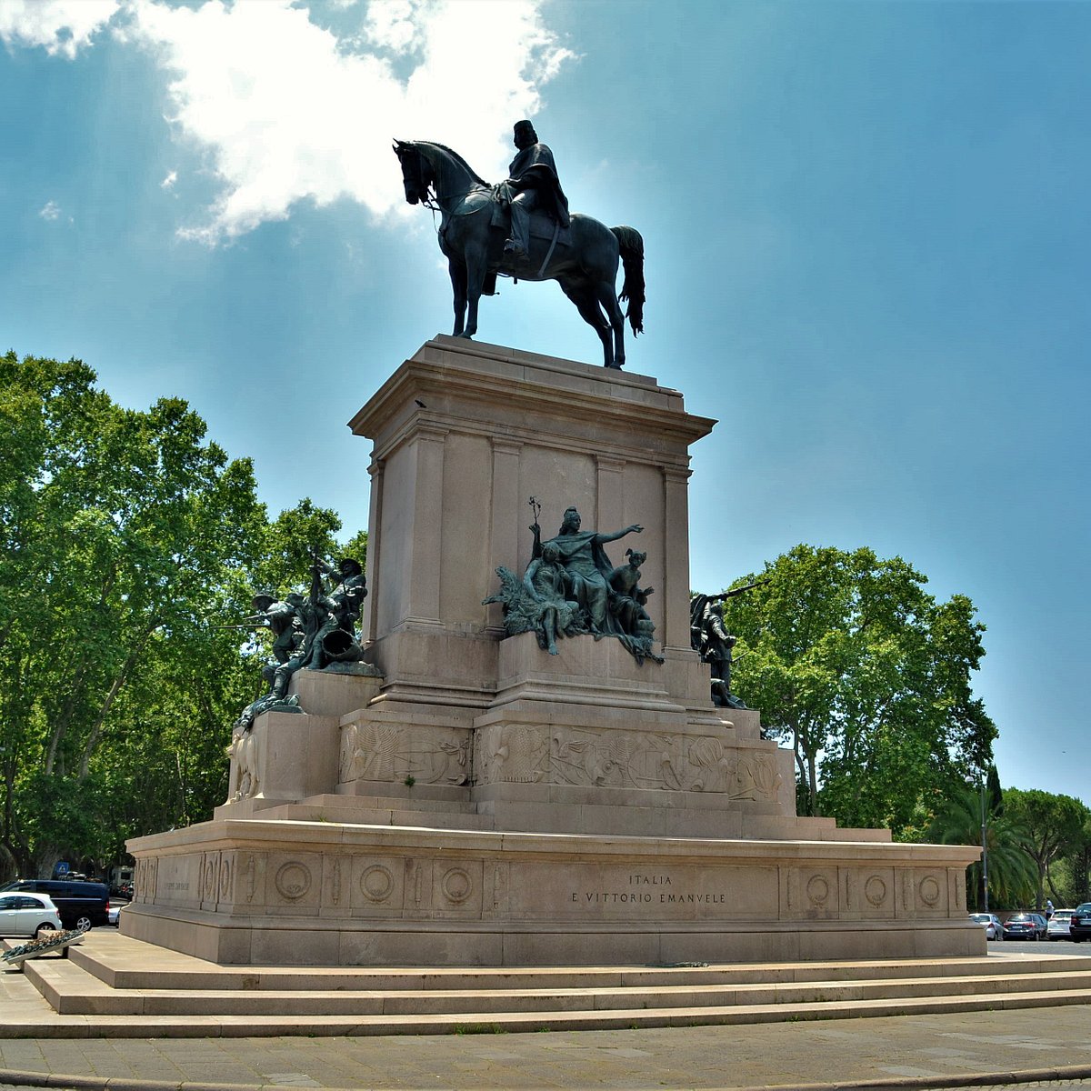 14-mind-blowing-facts-about-the-giuseppe-garibaldi-statue