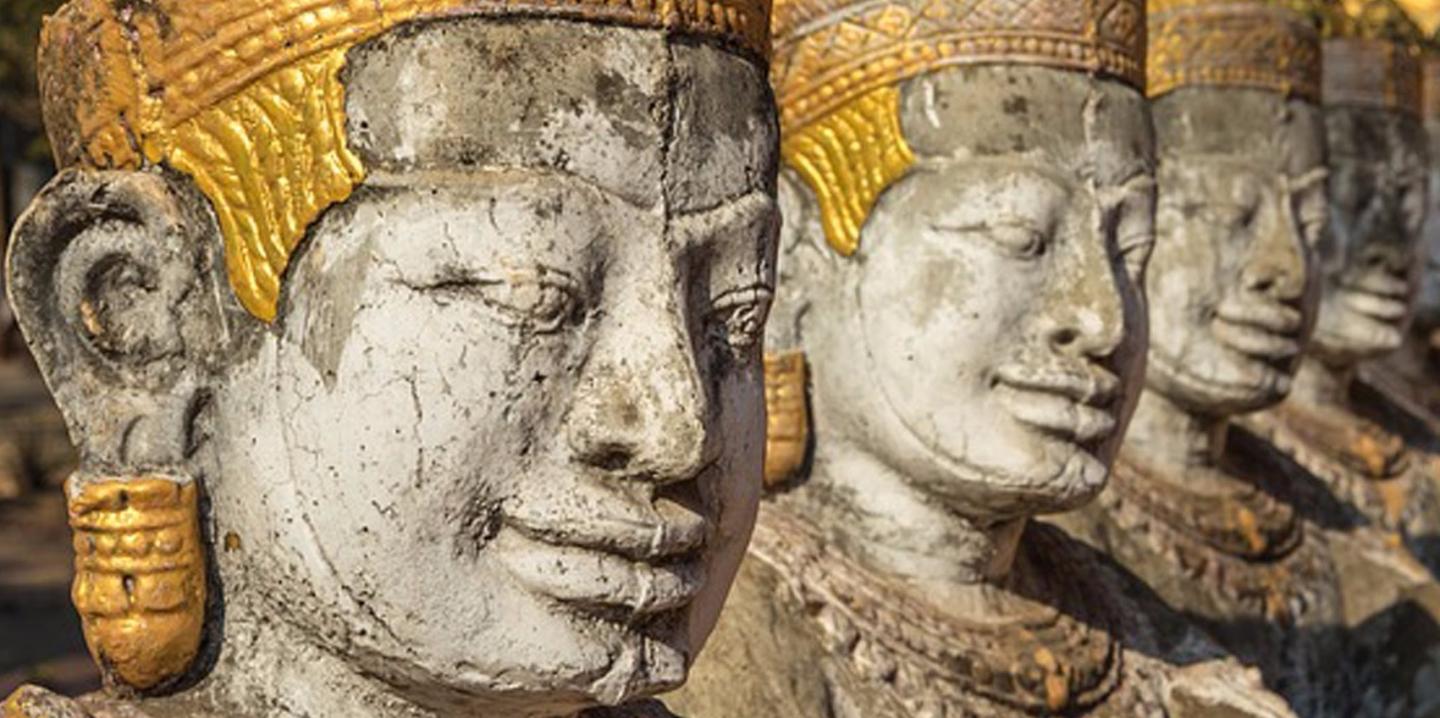 14-mind-blowing-facts-about-the-ruler-of-the-khmer-empire-statue