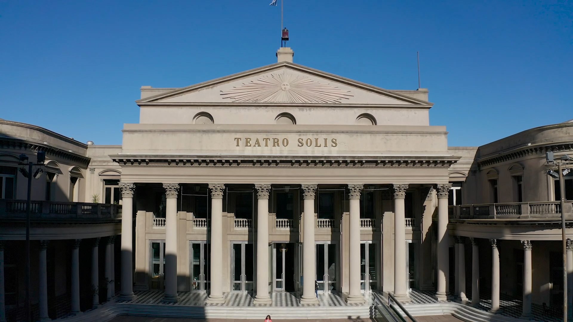 15-astonishing-facts-about-teatro-solis