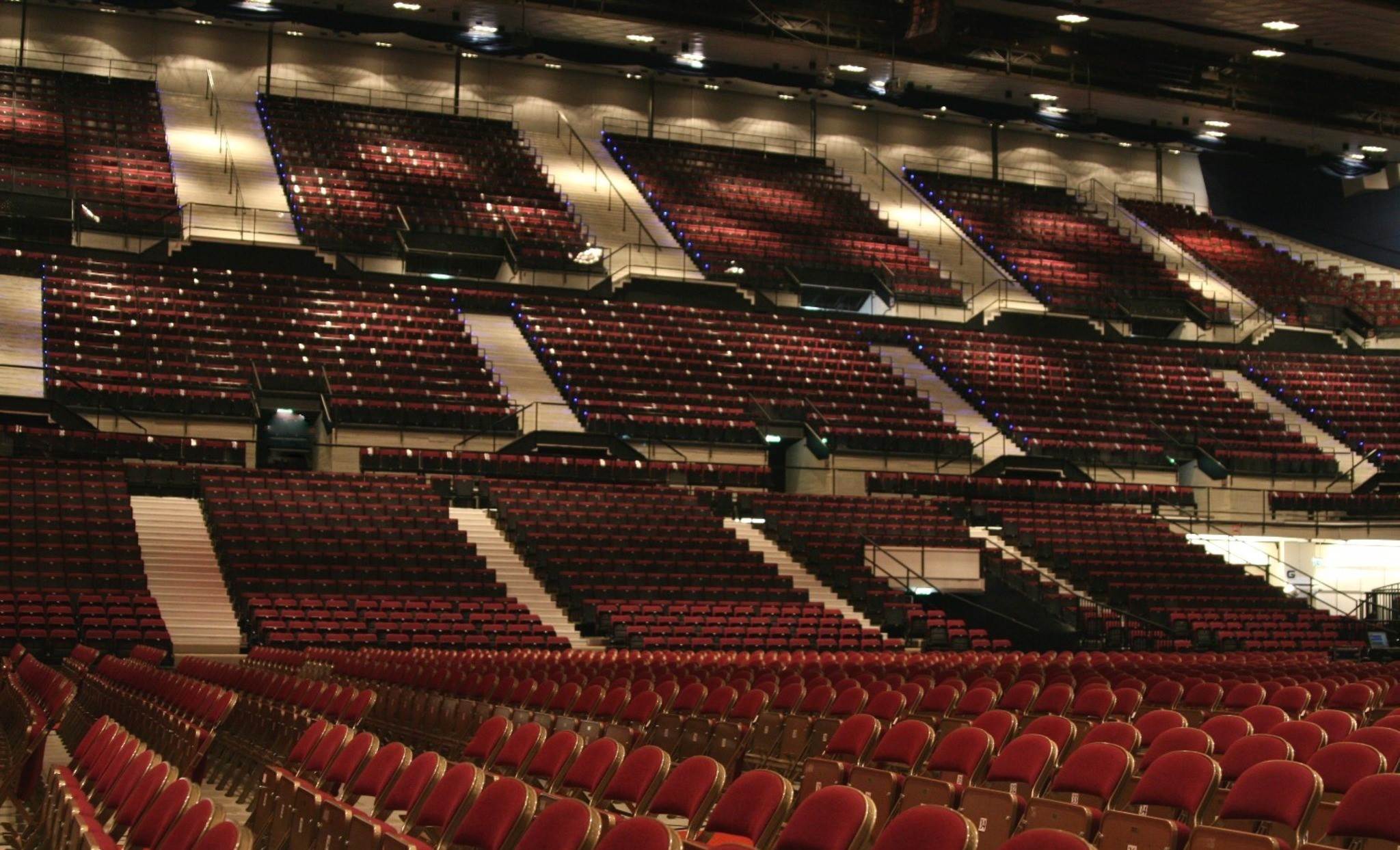 15-astounding-facts-about-wiener-stadthalle-d