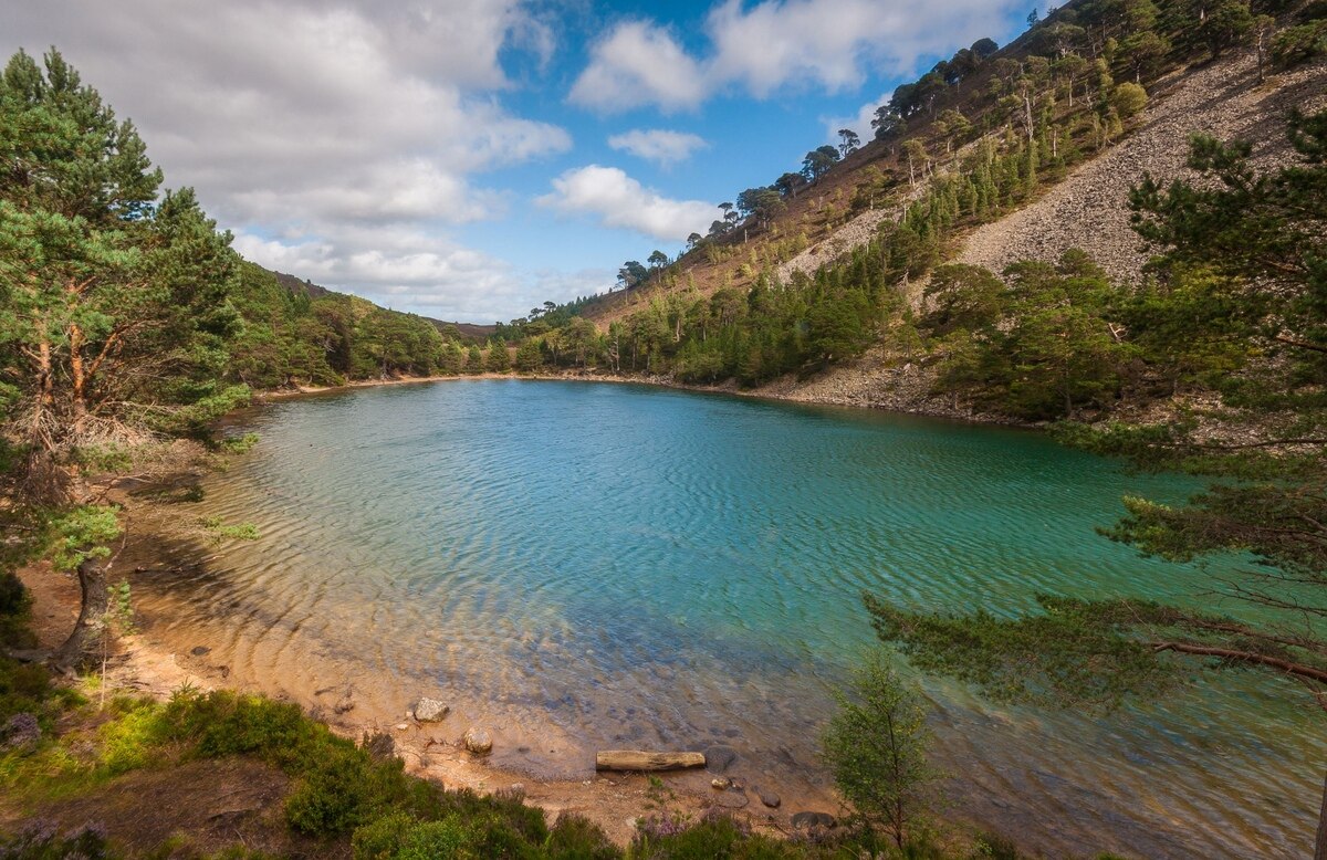 15-captivating-facts-about-lochan-uaine