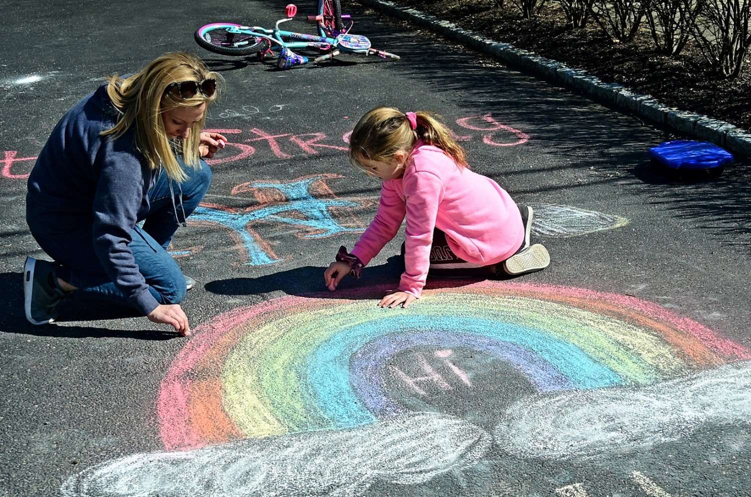 Artists offer tips and tricks for Lewisburg Sidewalk Chalk Festival, News
