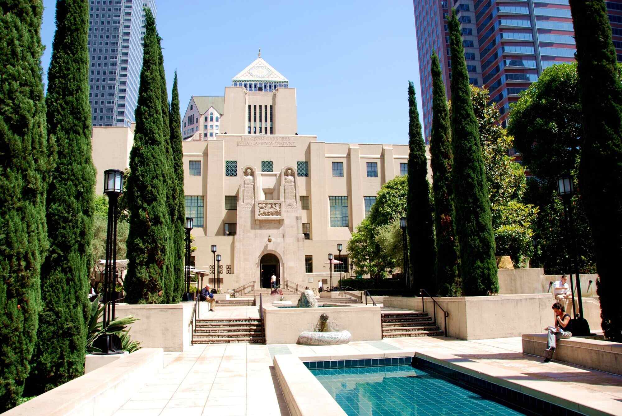 16-astounding-facts-about-los-angeles-public-library