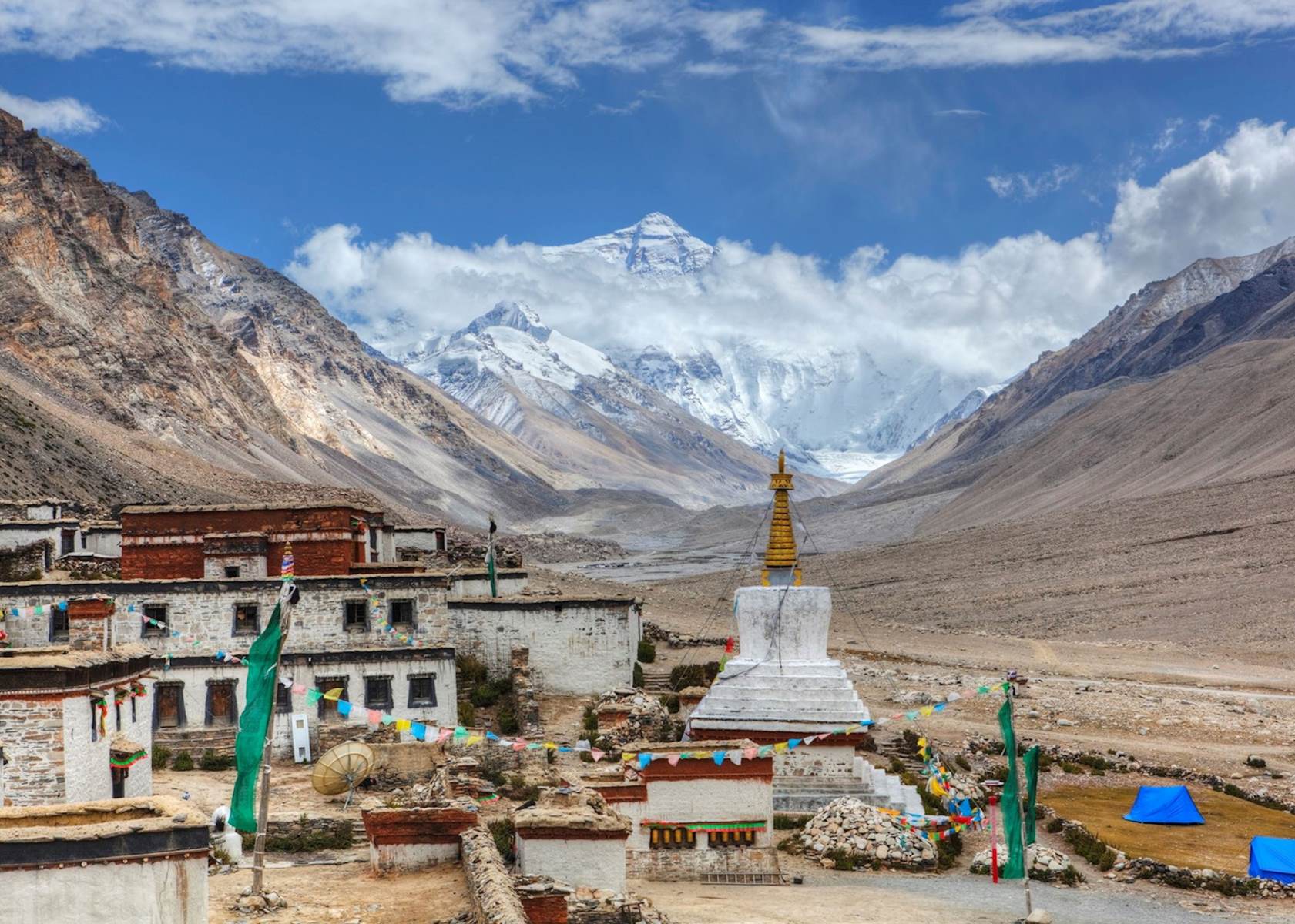 16-astounding-facts-about-rongbuk-monastery