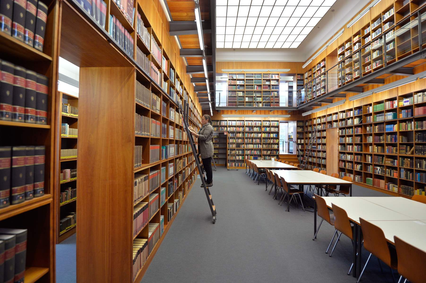 16-fascinating-facts-about-goethe-university-frankfurt-library
