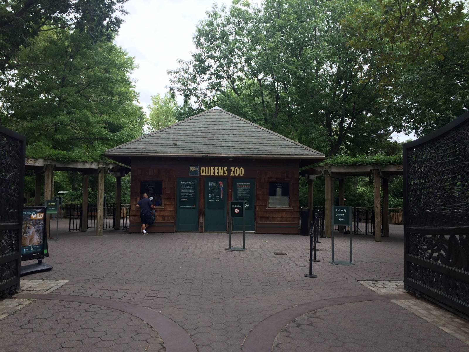 16-surprising-facts-about-queens-zoo