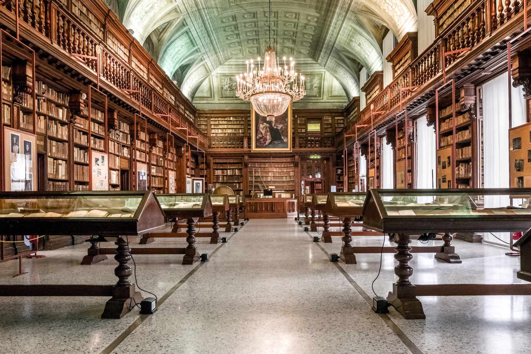 17-astonishing-facts-about-braidense-national-library